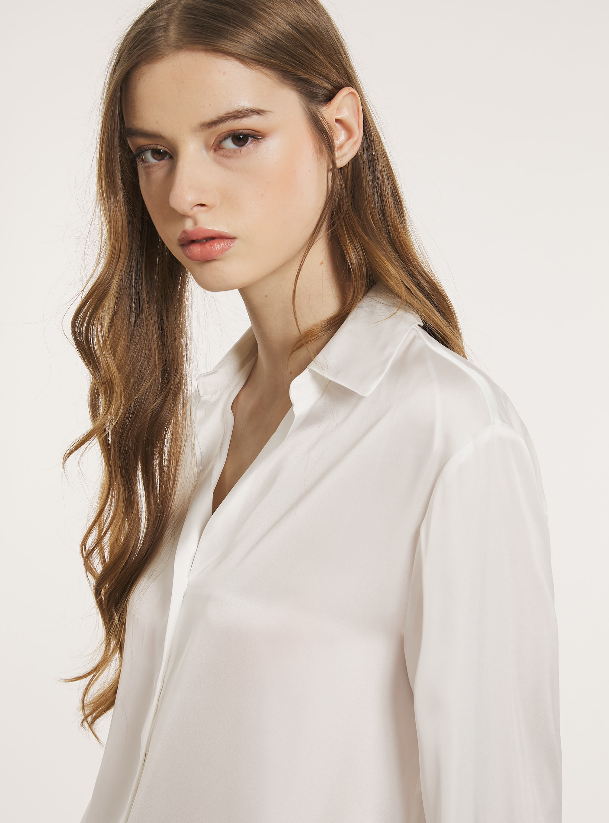 Camicia in satin in tinta unita, WH1 OFF WHITE