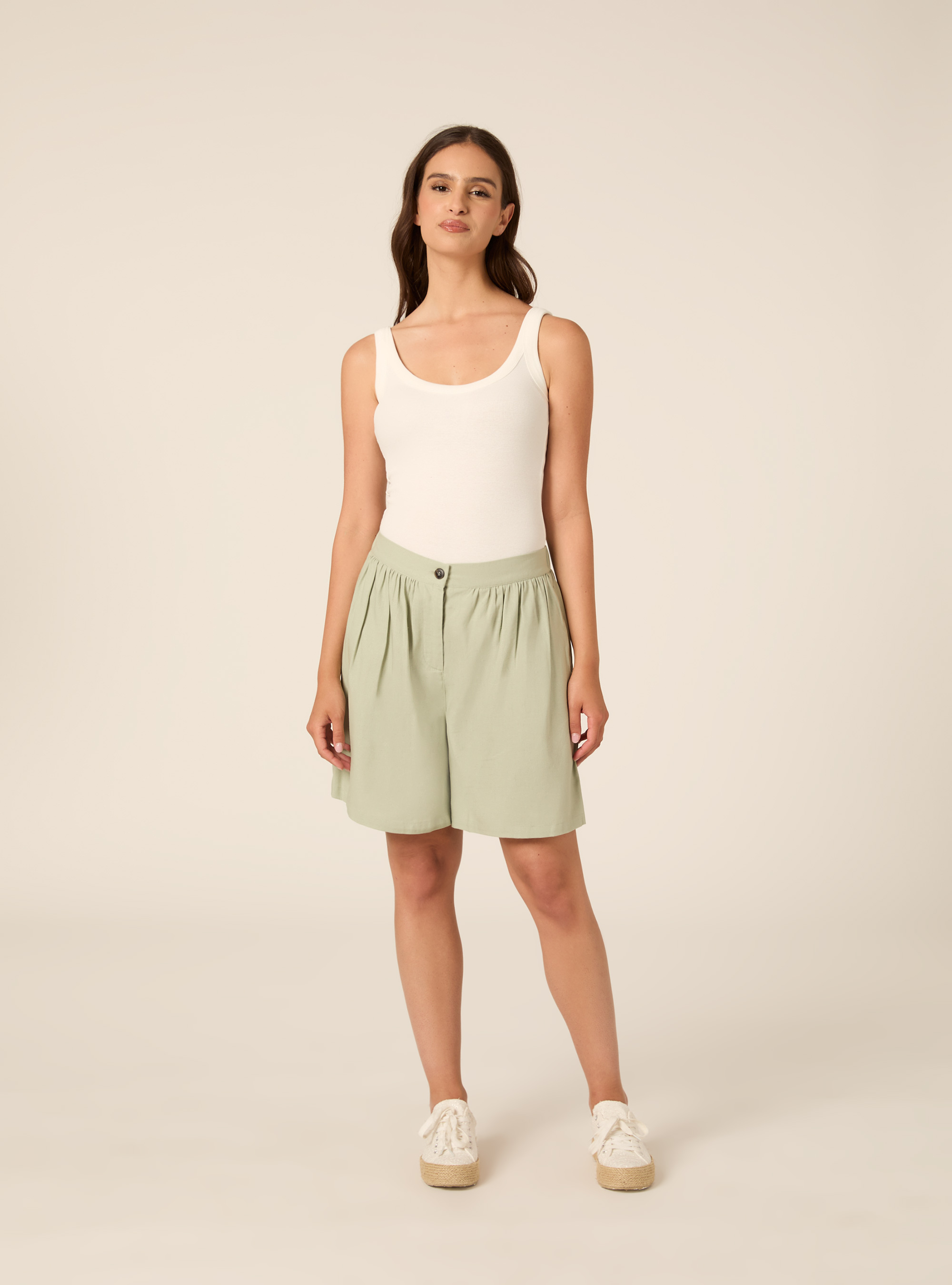 Wide-Leg Fluid Bermuda Shorts with Pleat Details, SG3 SAGE LIGHT