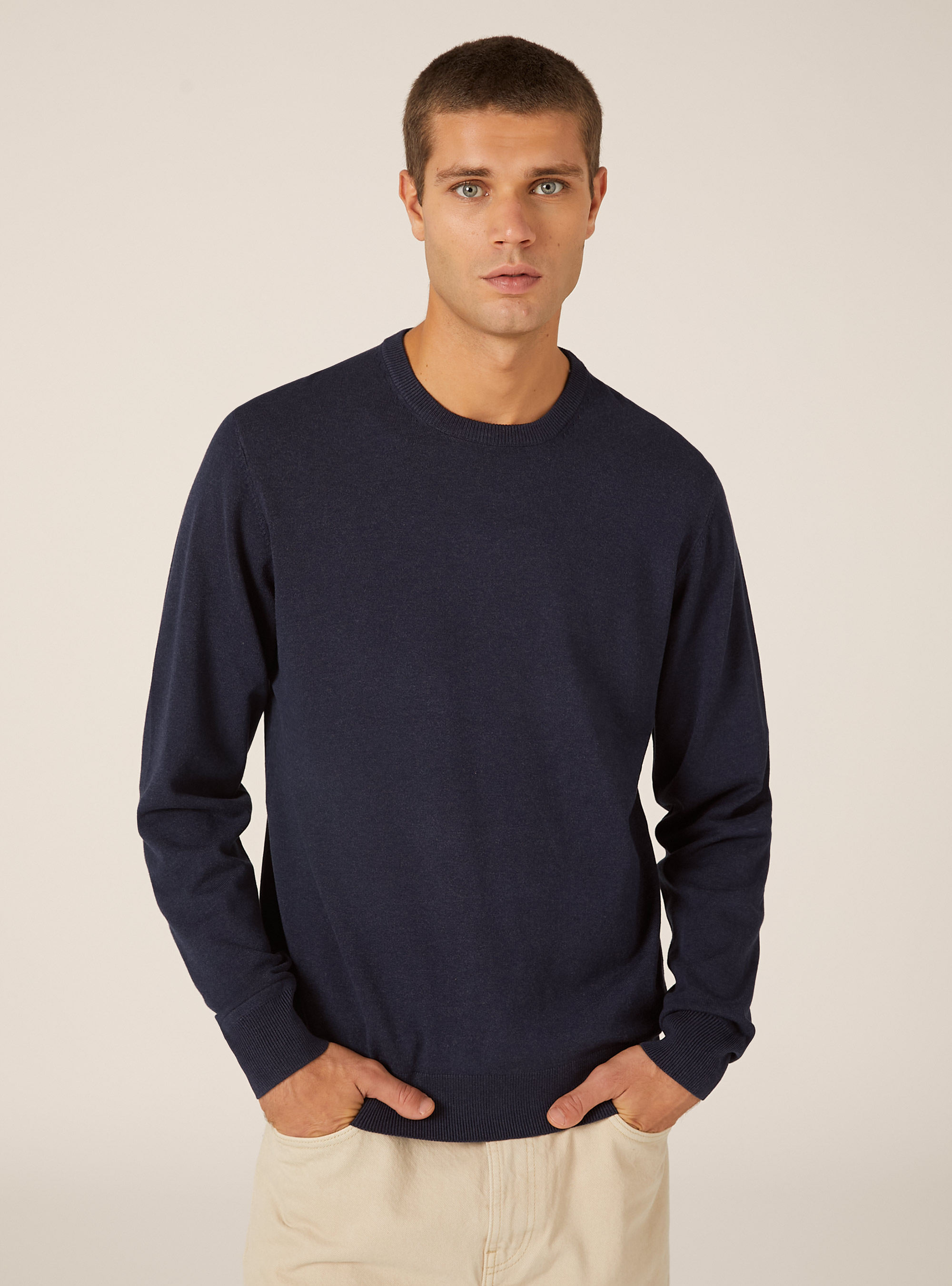 Jersey de cuello redondo de viscosa Ecovero, MNA2 NAVY MEL MED