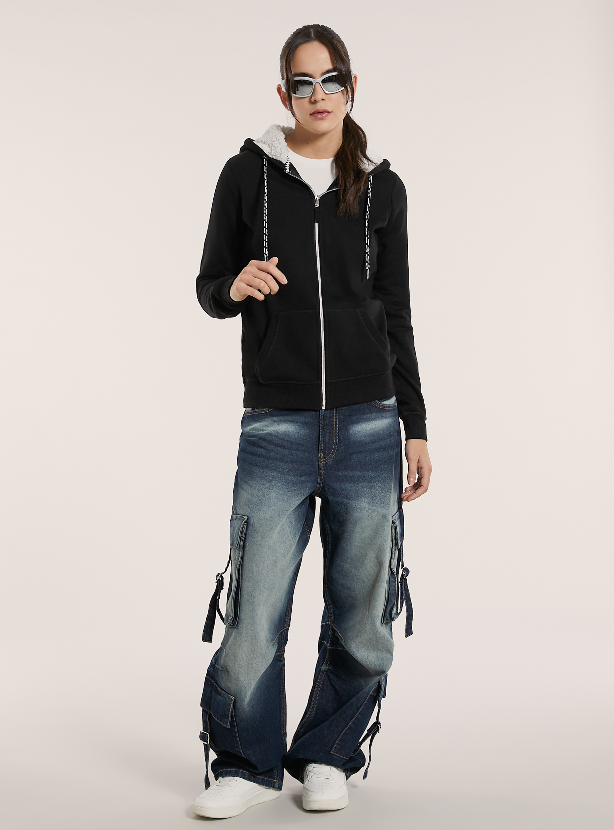 Sweatshirt with zip and faux fur hood, BLACK