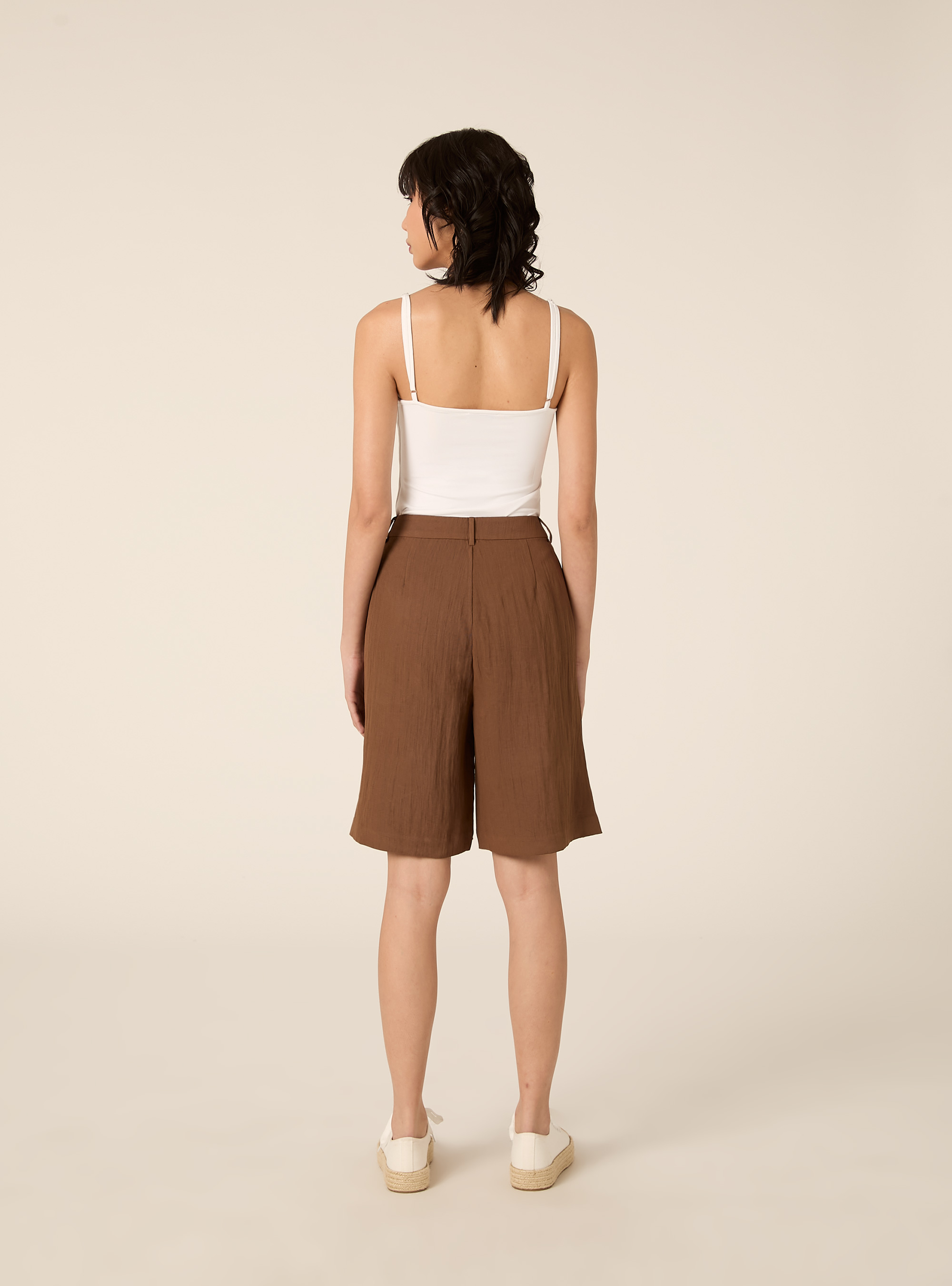 Bermuda tailoring con pence testurizzati, BR2 BROWN MEDIUM