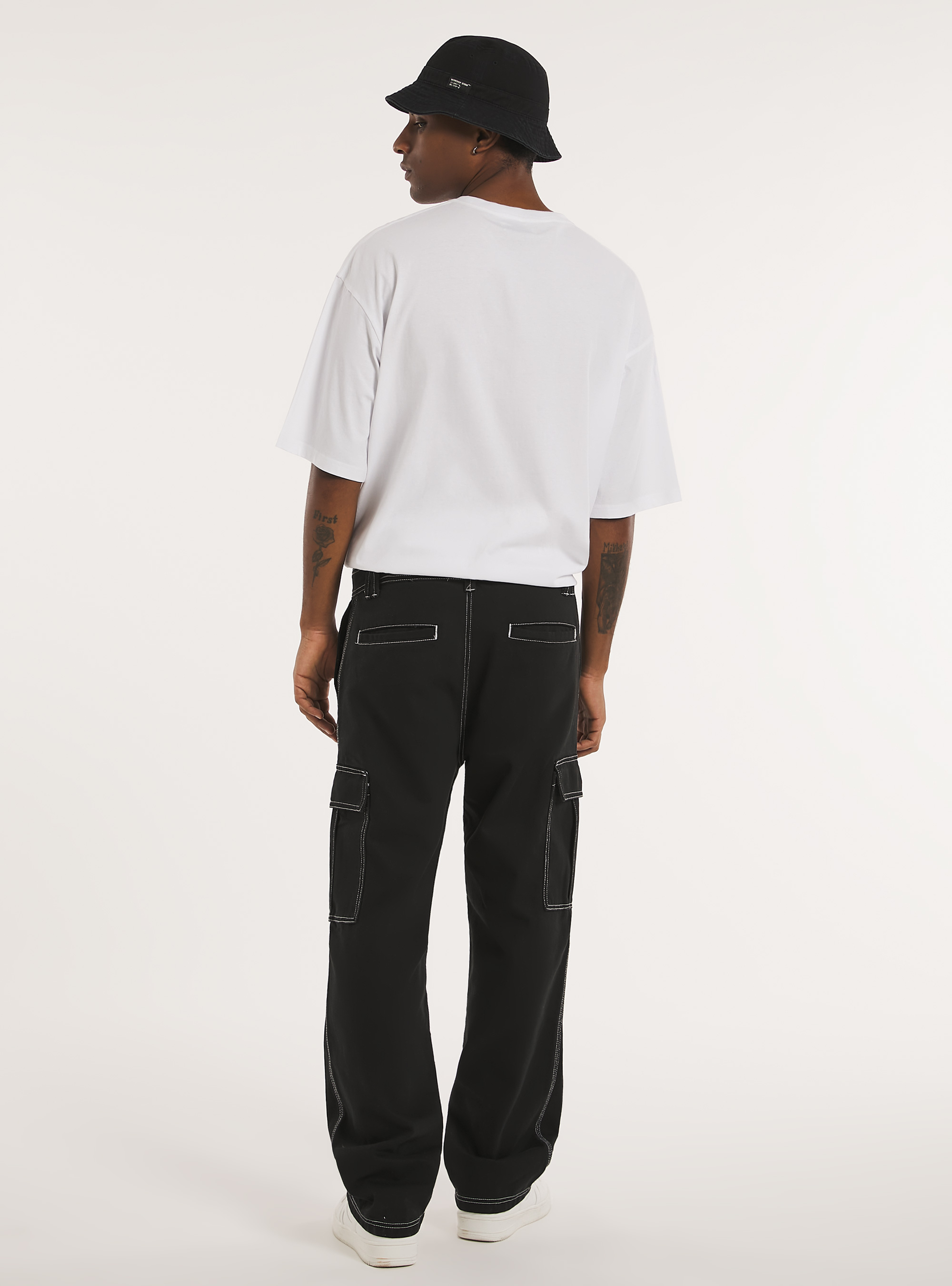 Cargo trousers with contrast stitching, BK1 BLACK