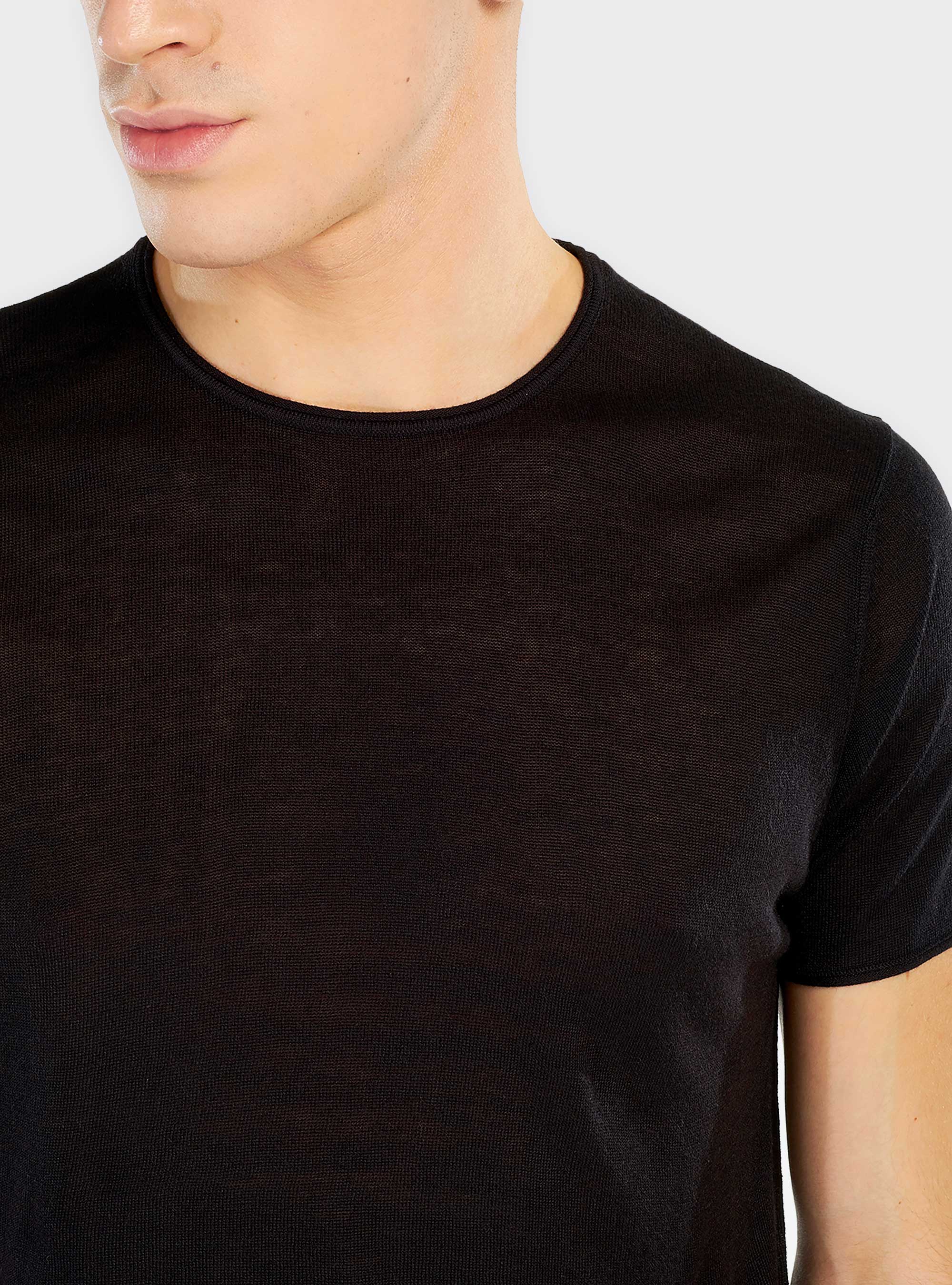 Jersey de manga corta, NEGRO