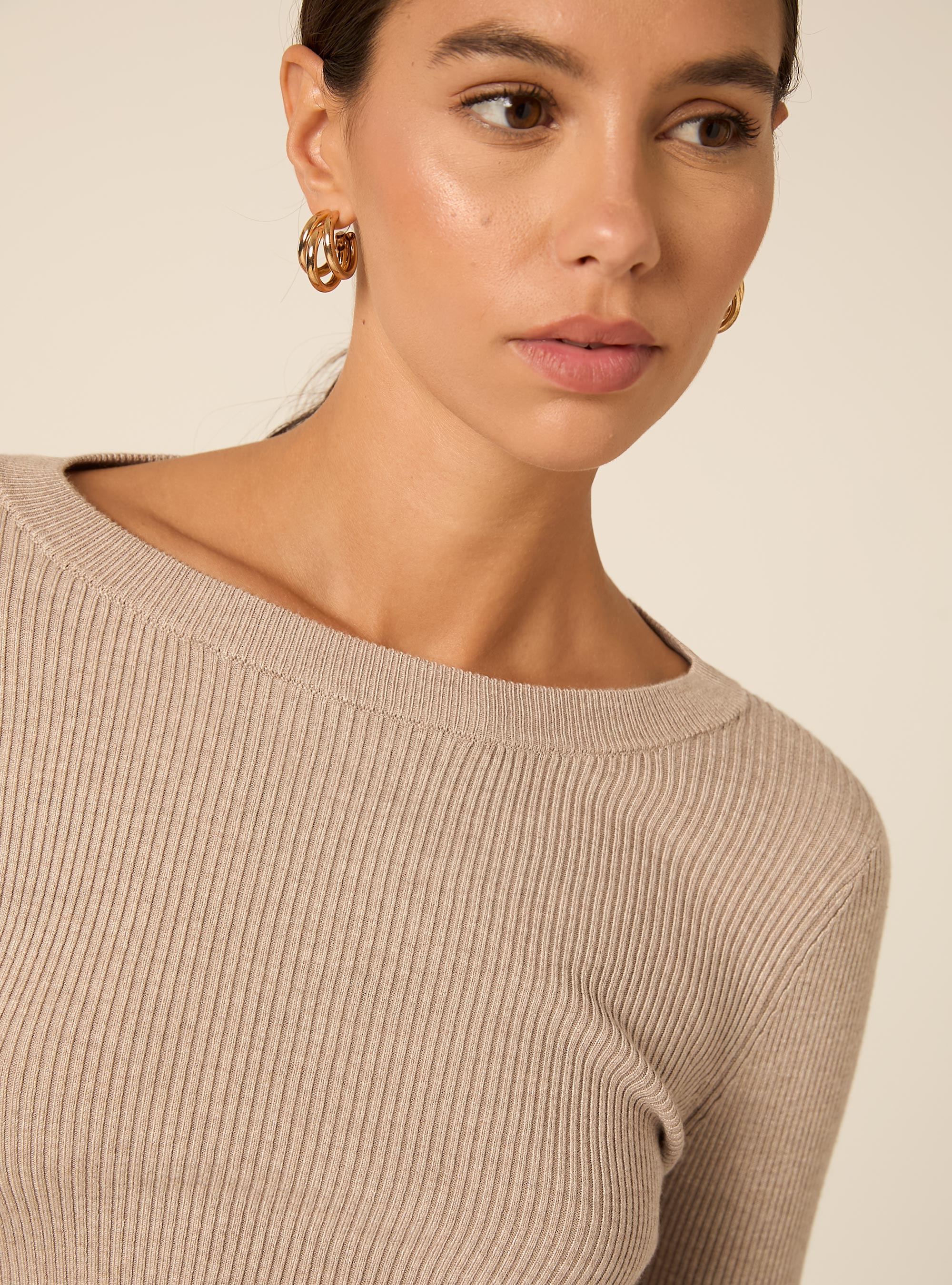 Maglia girocollo a coste, MBG2 BEIGE MEL MED