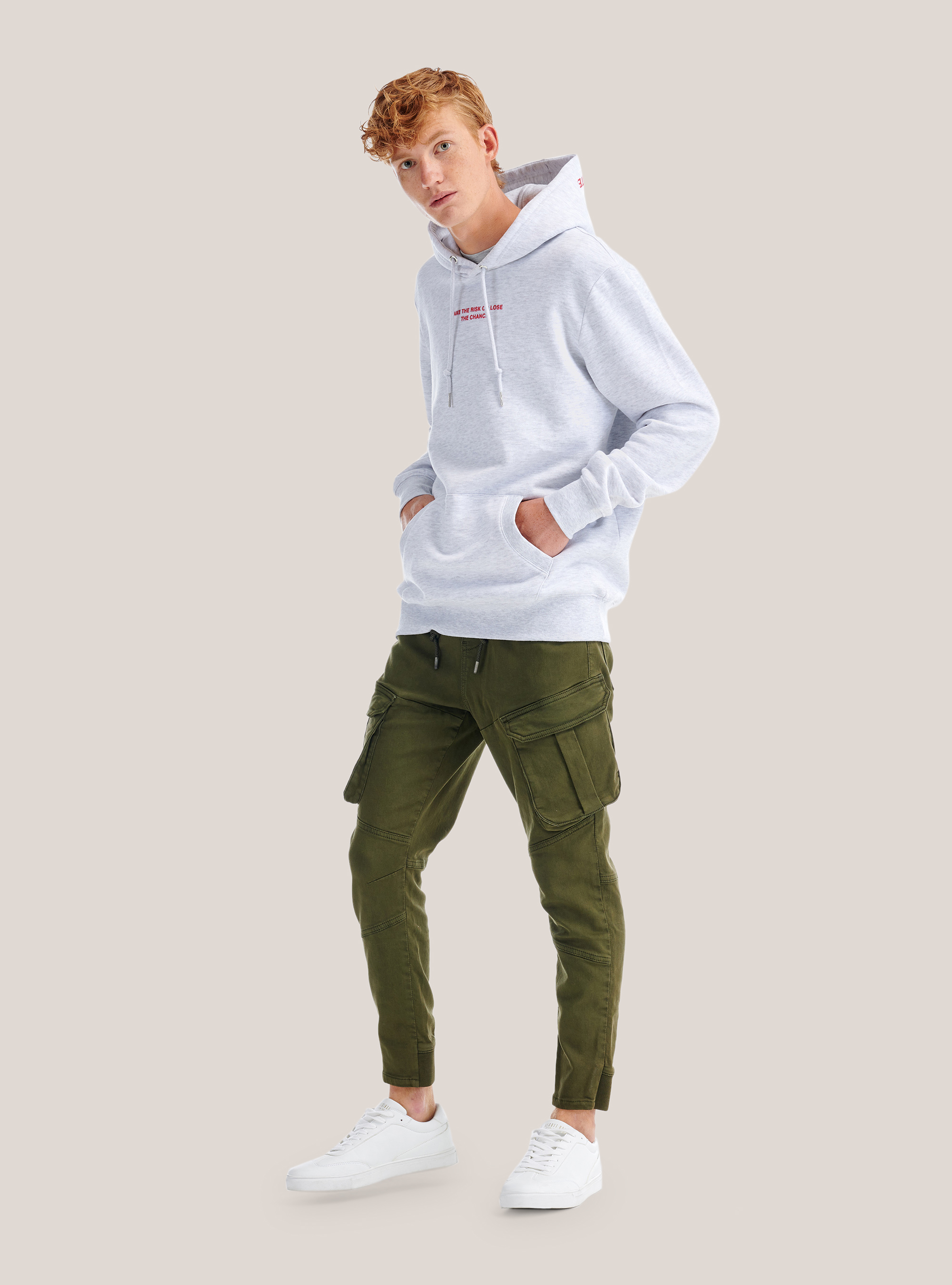 Jogger con coulisse e tasche, KAKI