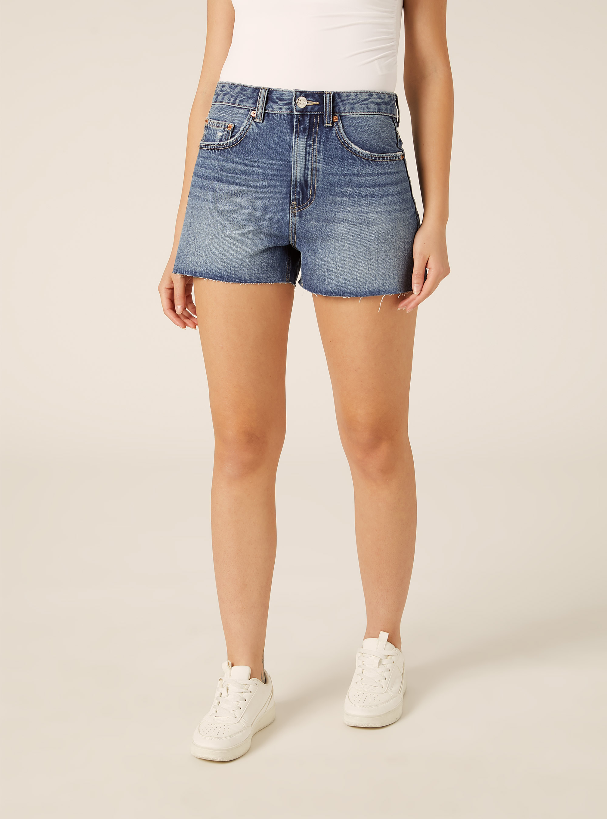 Denim Shorts with Raw-Cut Hem, D003 MEDIUM BLUE