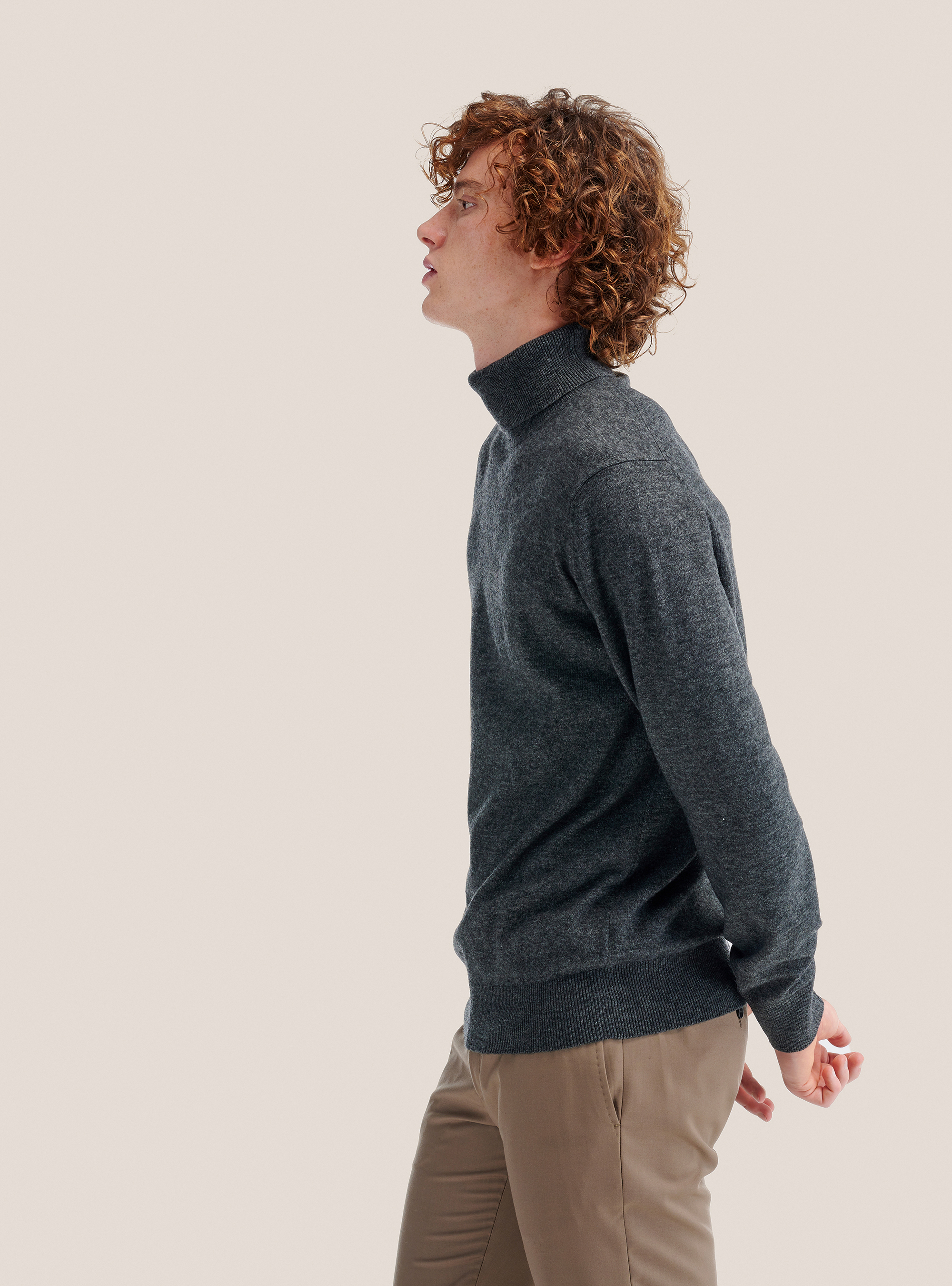 Rollkragenpullover mit Rippstrickabschluss, C125 GREY M