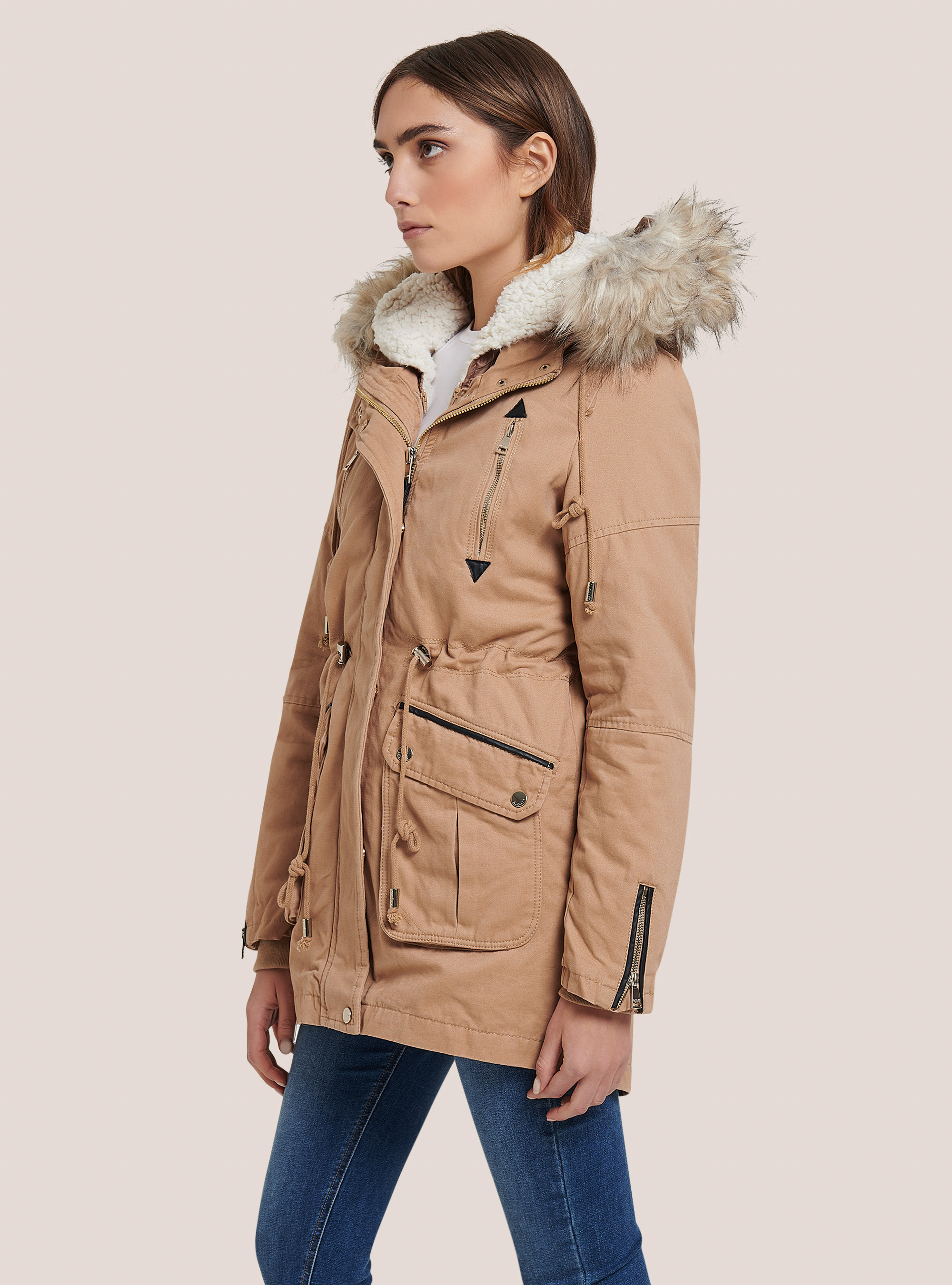 Giubbotto parka con cappuccio e interno agnellato, SABBIA