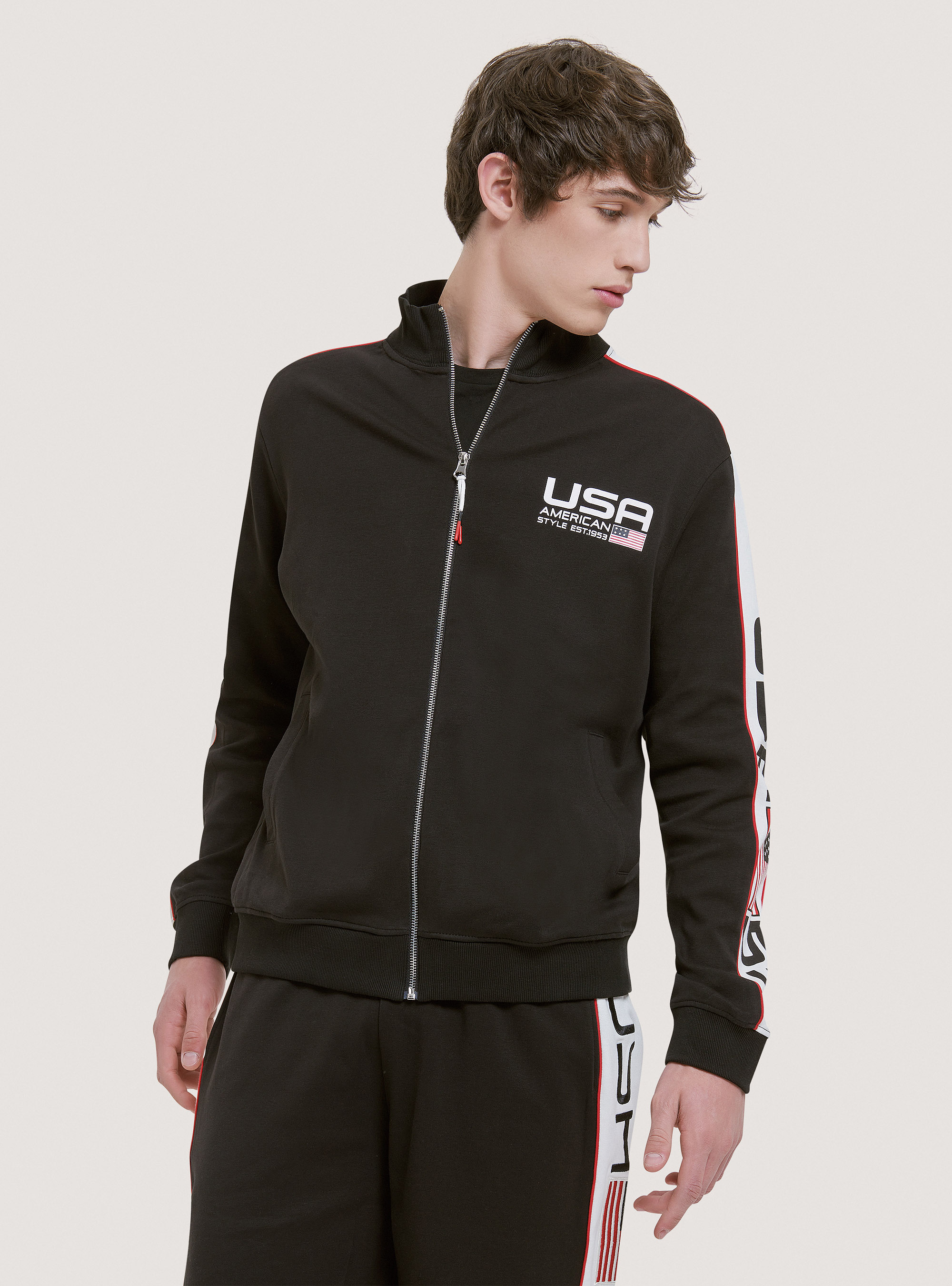 Sudadera con cremallera y estampado de algod&oacute;n USA, NEGRO