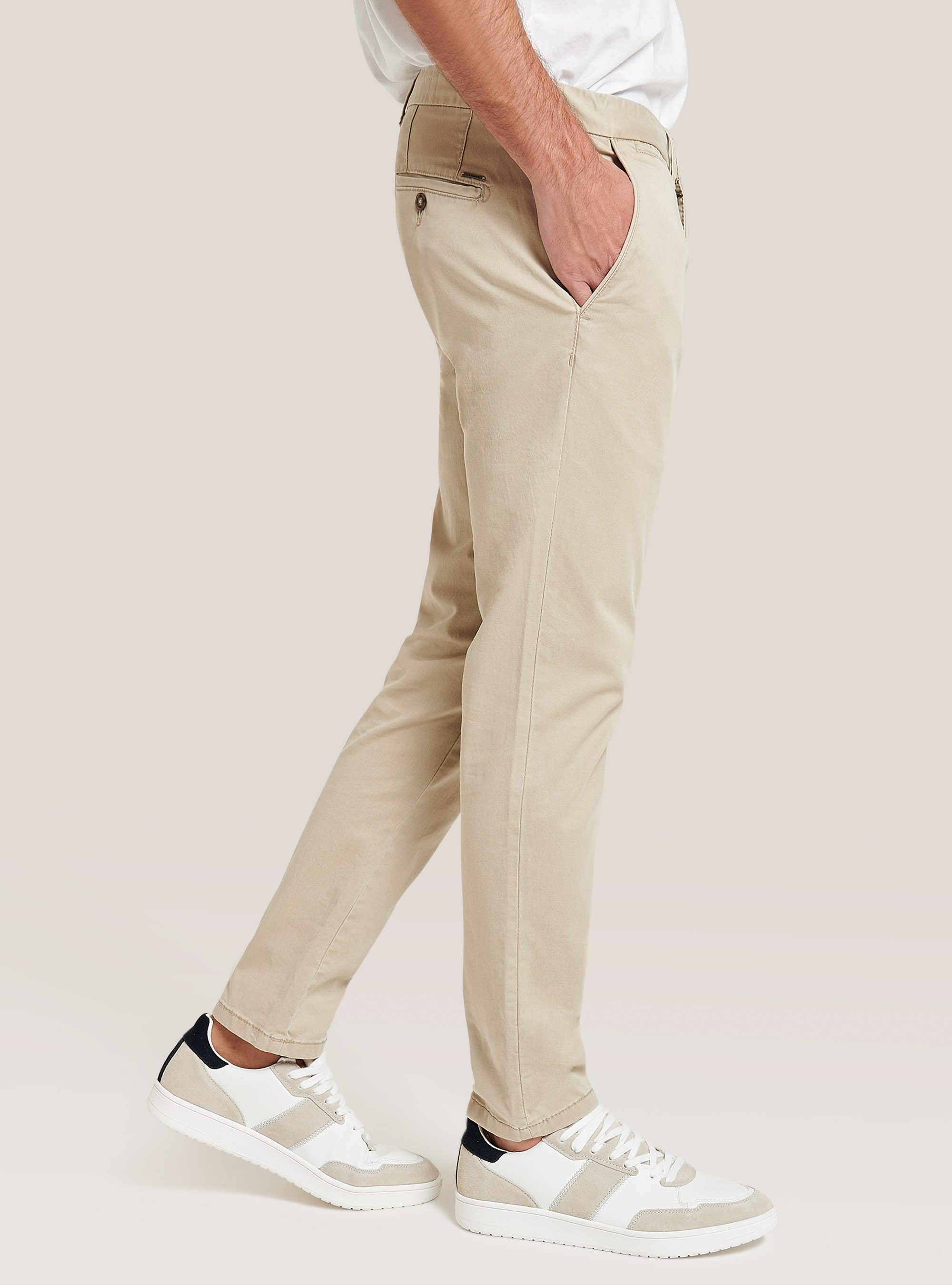 Pantalon en coton sergé stretch, C141 CREAM