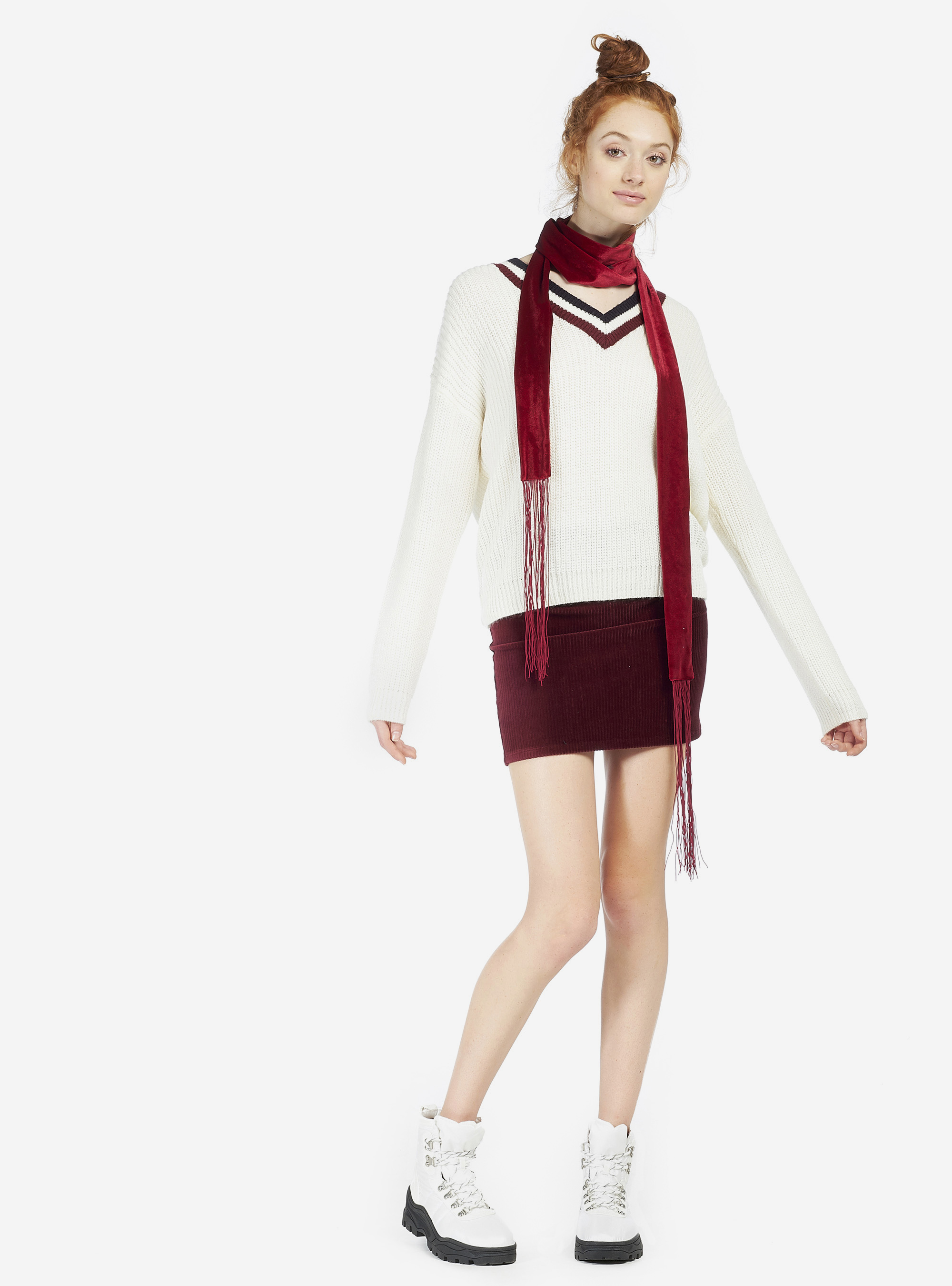 COLLEGE V-NECK SWEATERS, OFF-WHITE