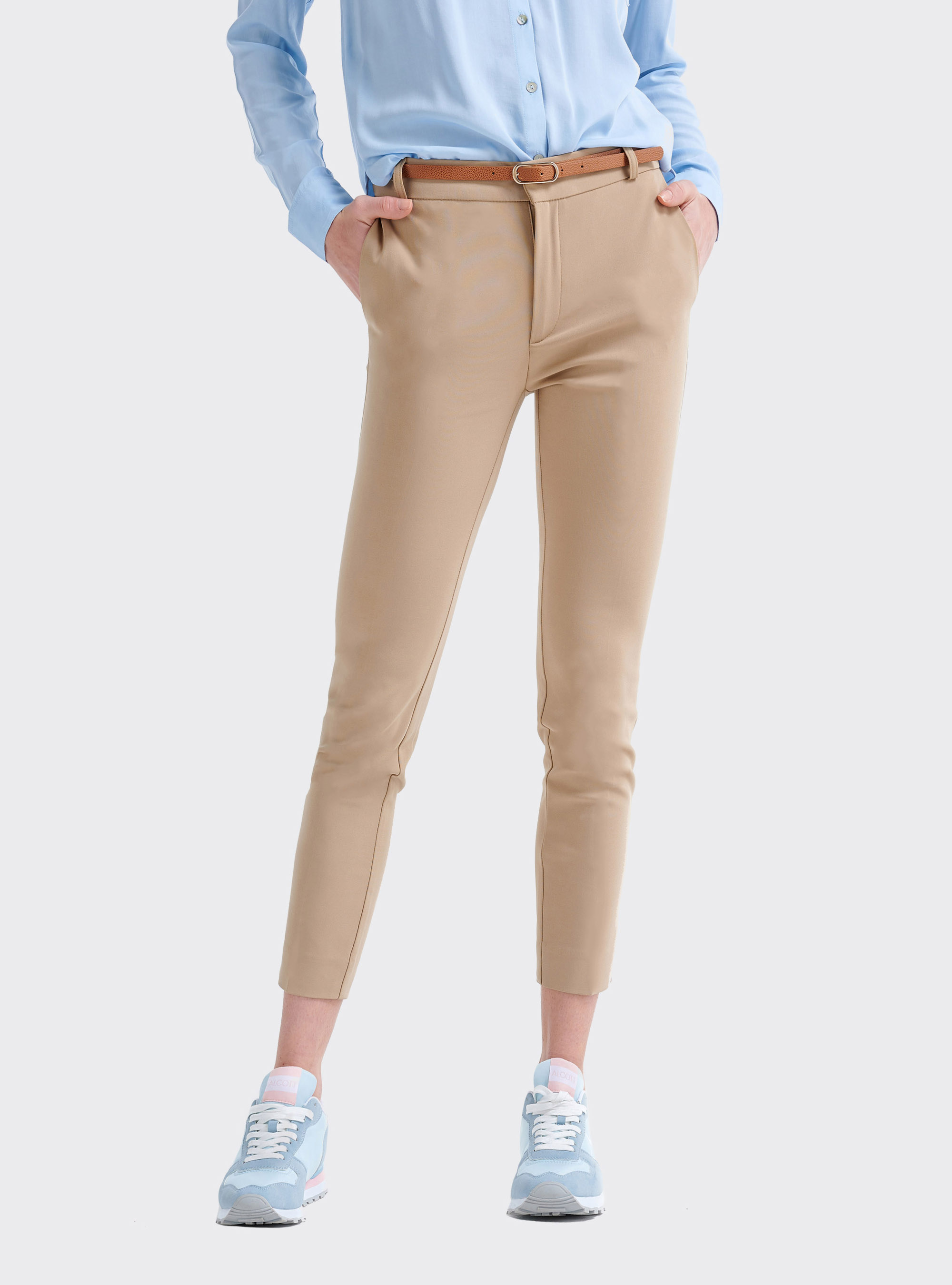 Chino stretch coupe confortable avec sangle effet cuir, C5511 TOBACCO