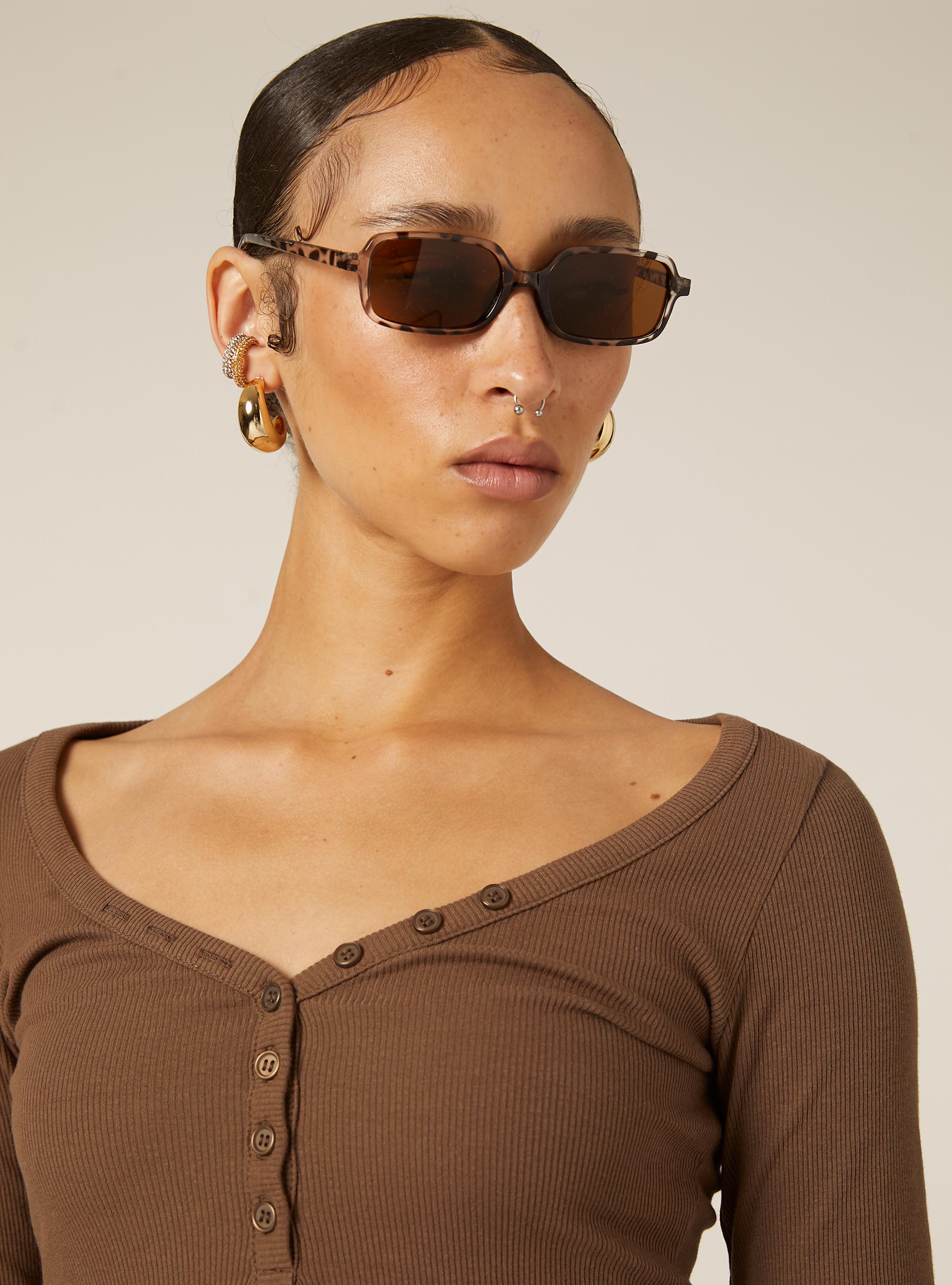 Long-sleeved V-neck T-shirt, BR2 BROWN MEDIUM