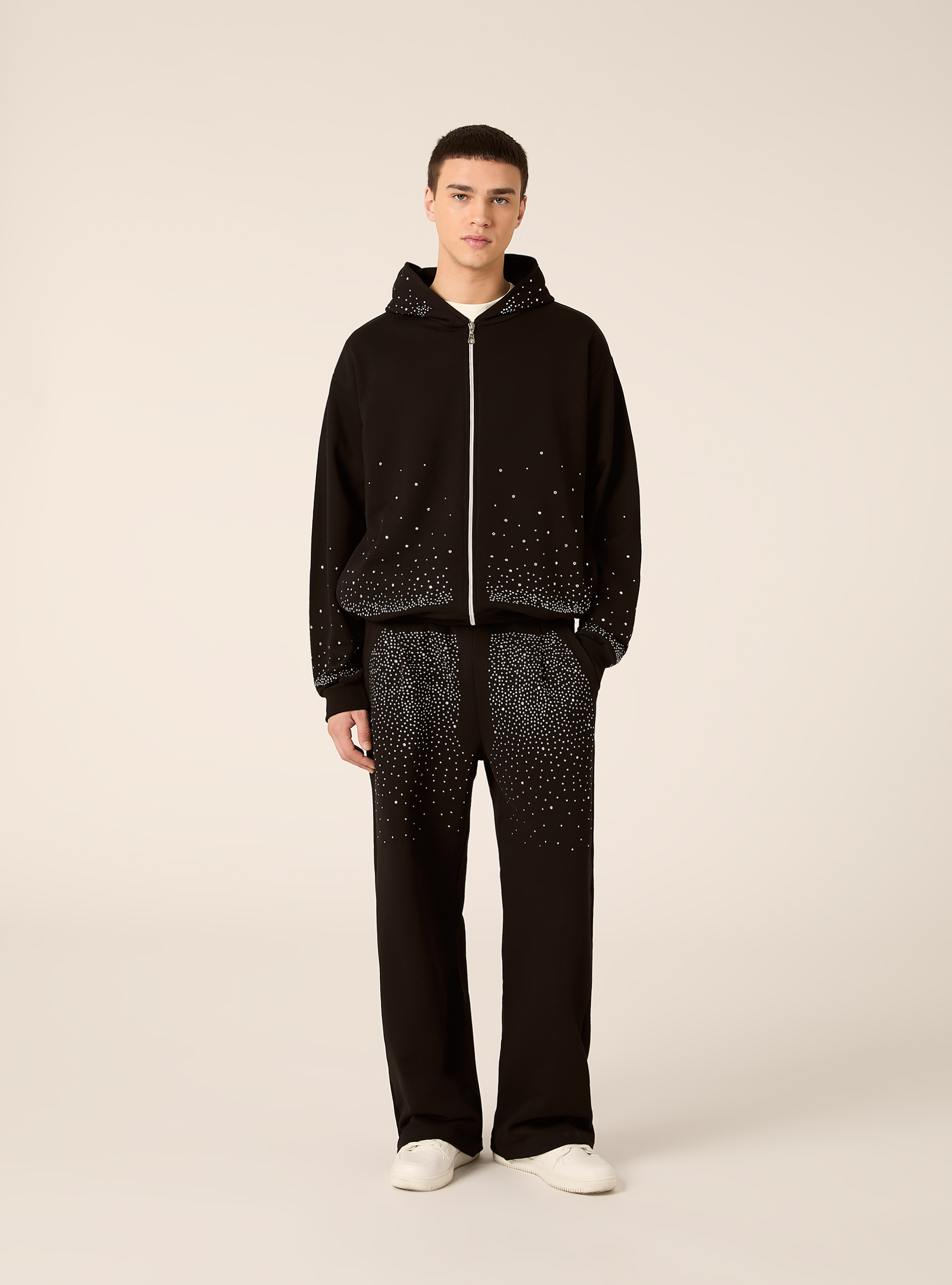 Boxy fit sweatshirt with rhinestones, BK1 BLACK