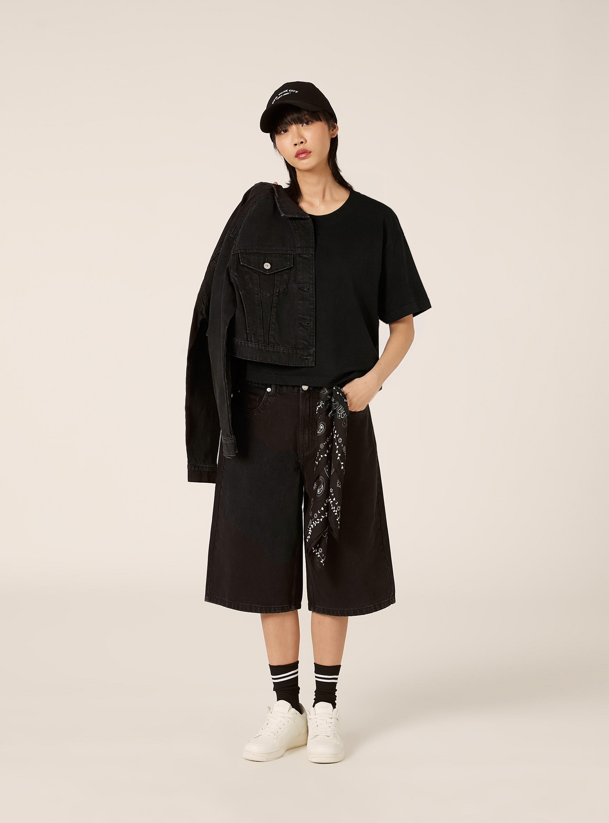 Chaqueta corta de sarga, BK1 BLACK