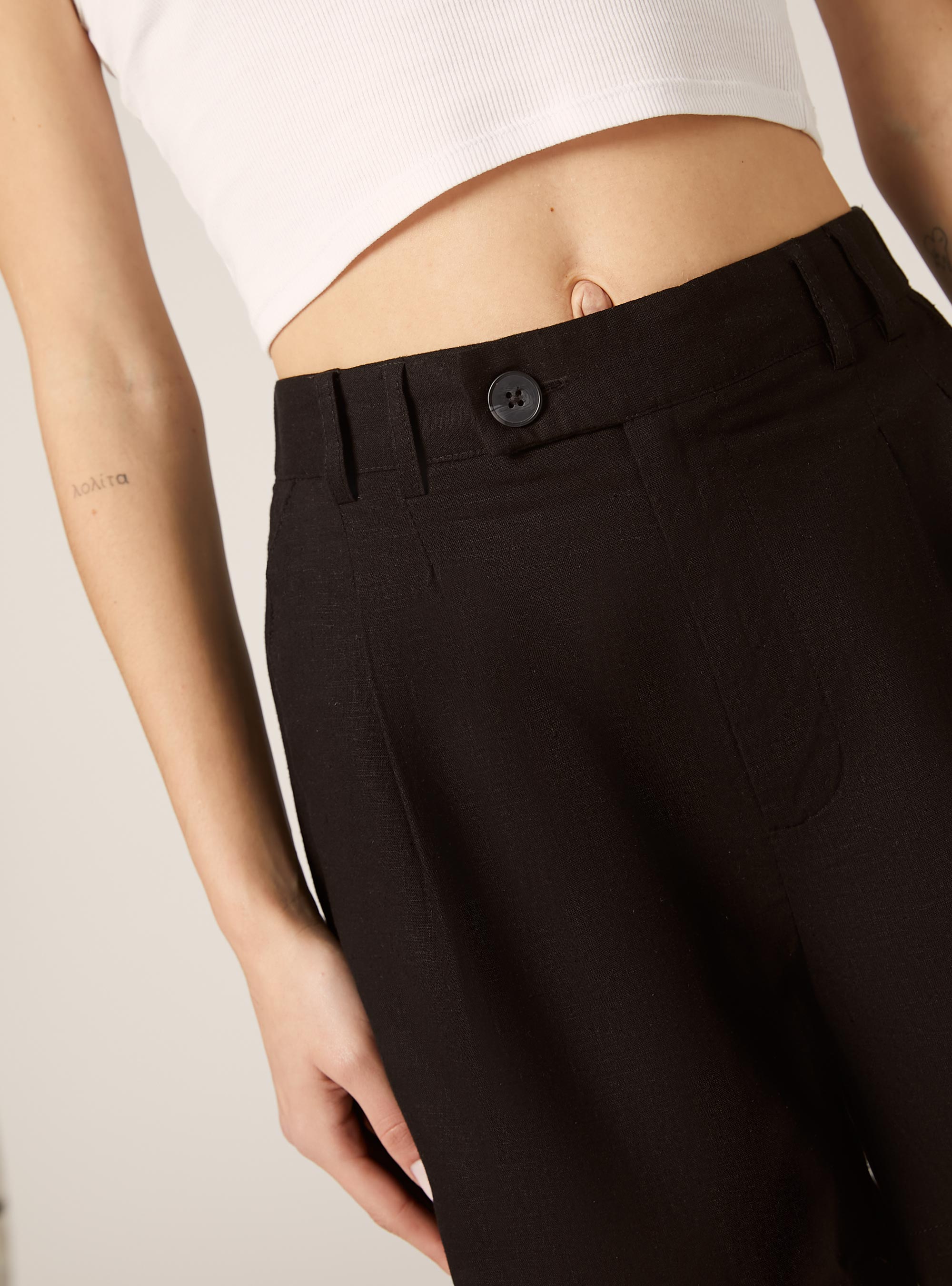 Solid-coloured linen-blend bermuda shorts, BK1 BLACK