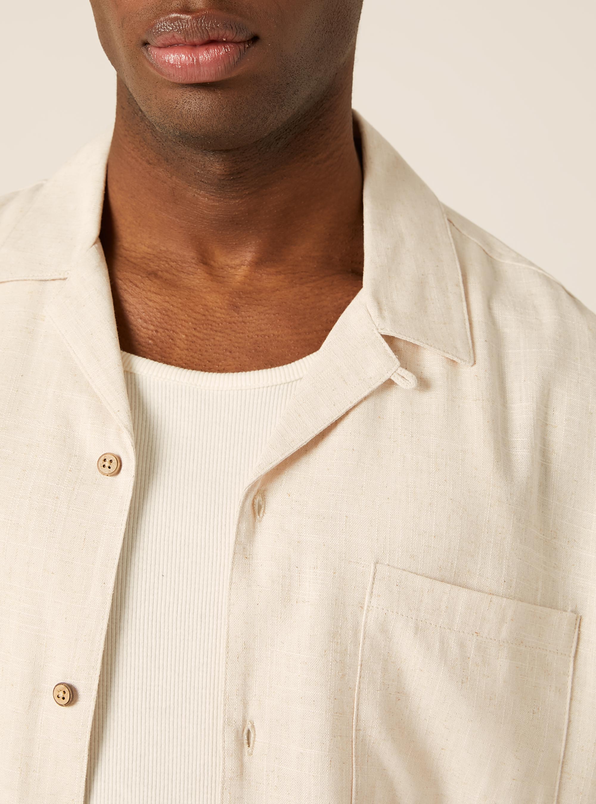Chemise en m&eacute;lange de lin avec col bowling, MBG3 BEIGE MEL LIGHT
