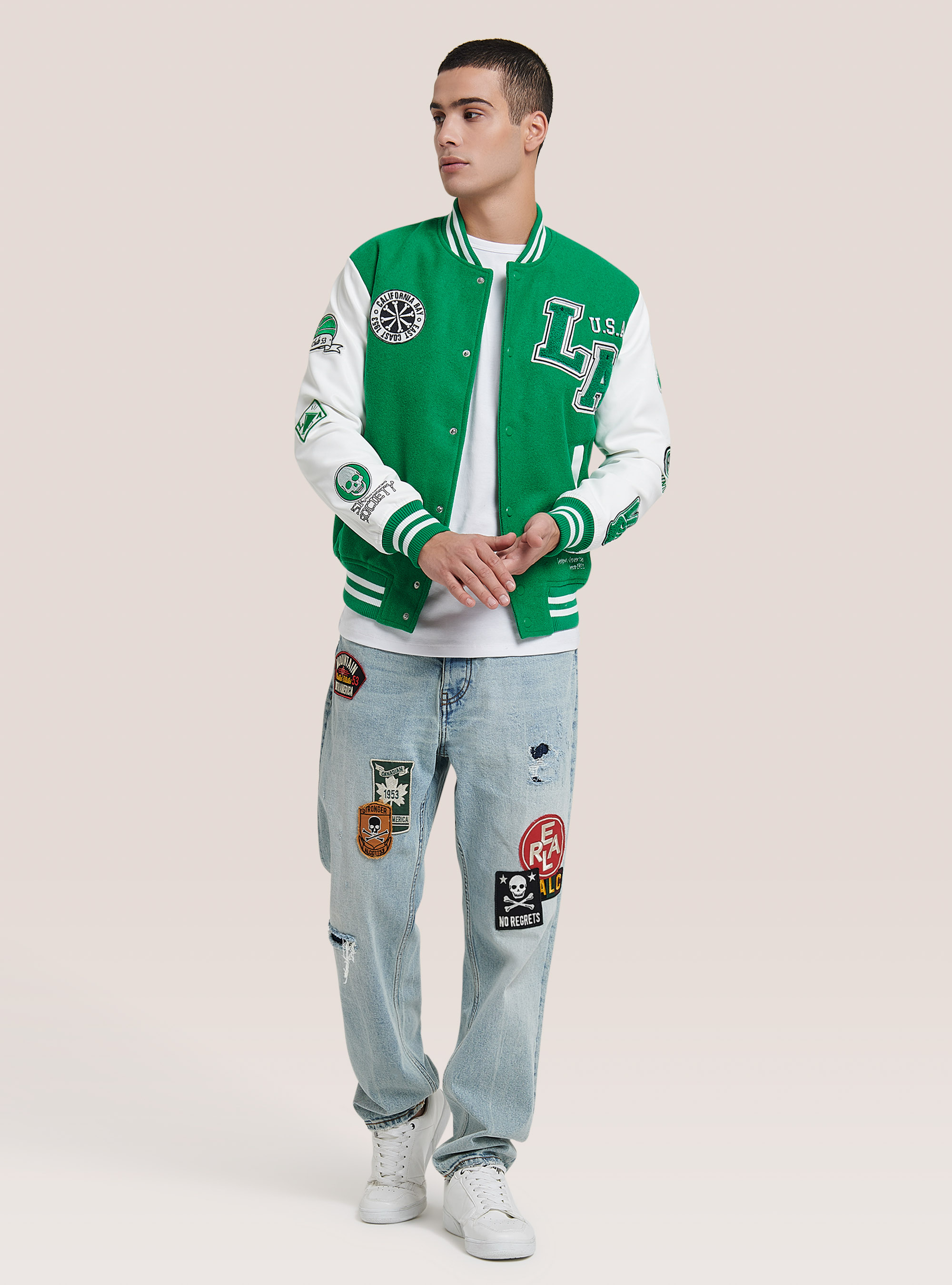 Bomber con maniche in ecopelle e patches, C0650 GREEN