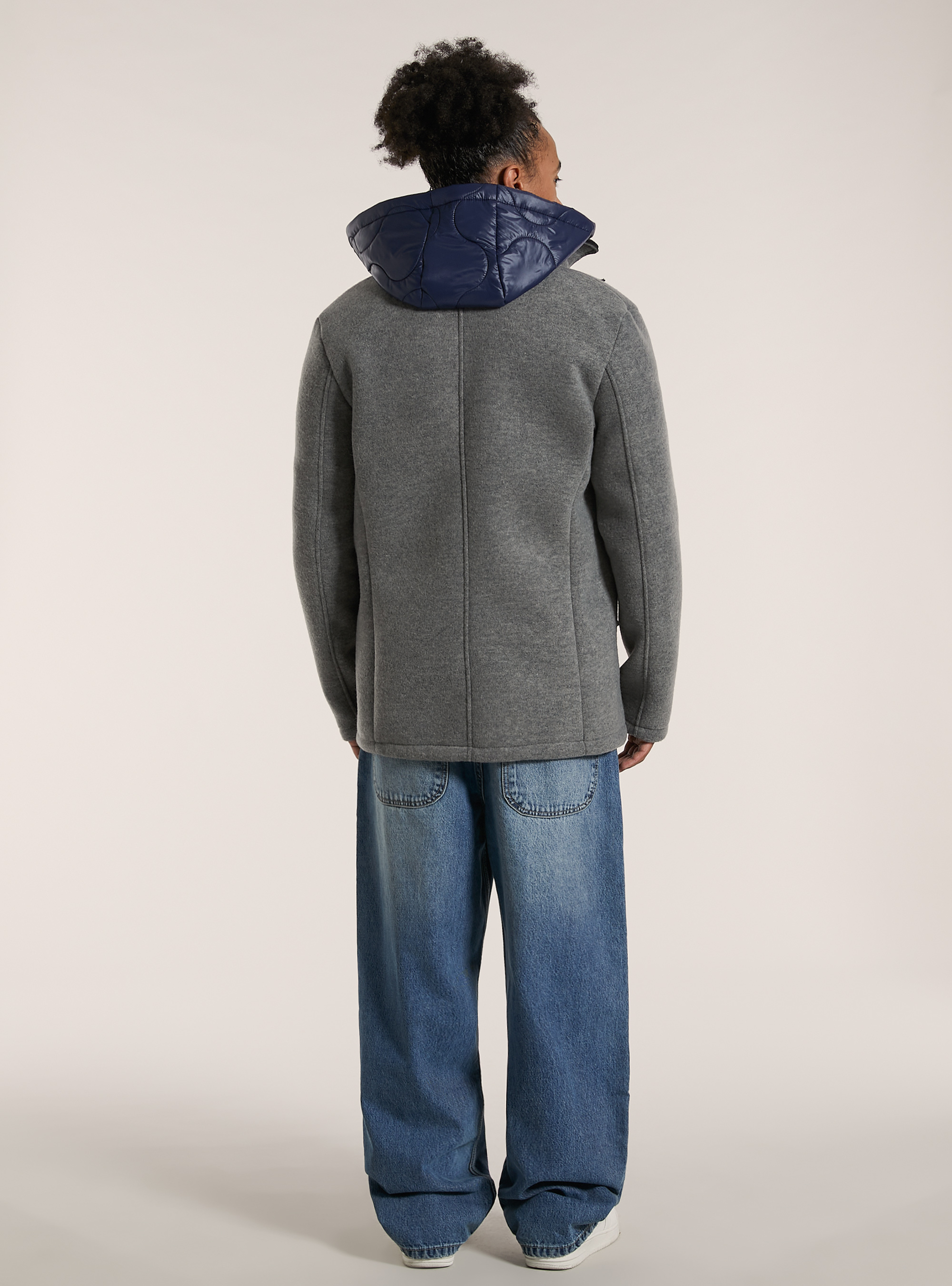 Cappotto doppiopetto con cappuccio trapuntato, MGY3 GREY MEL LIGHT