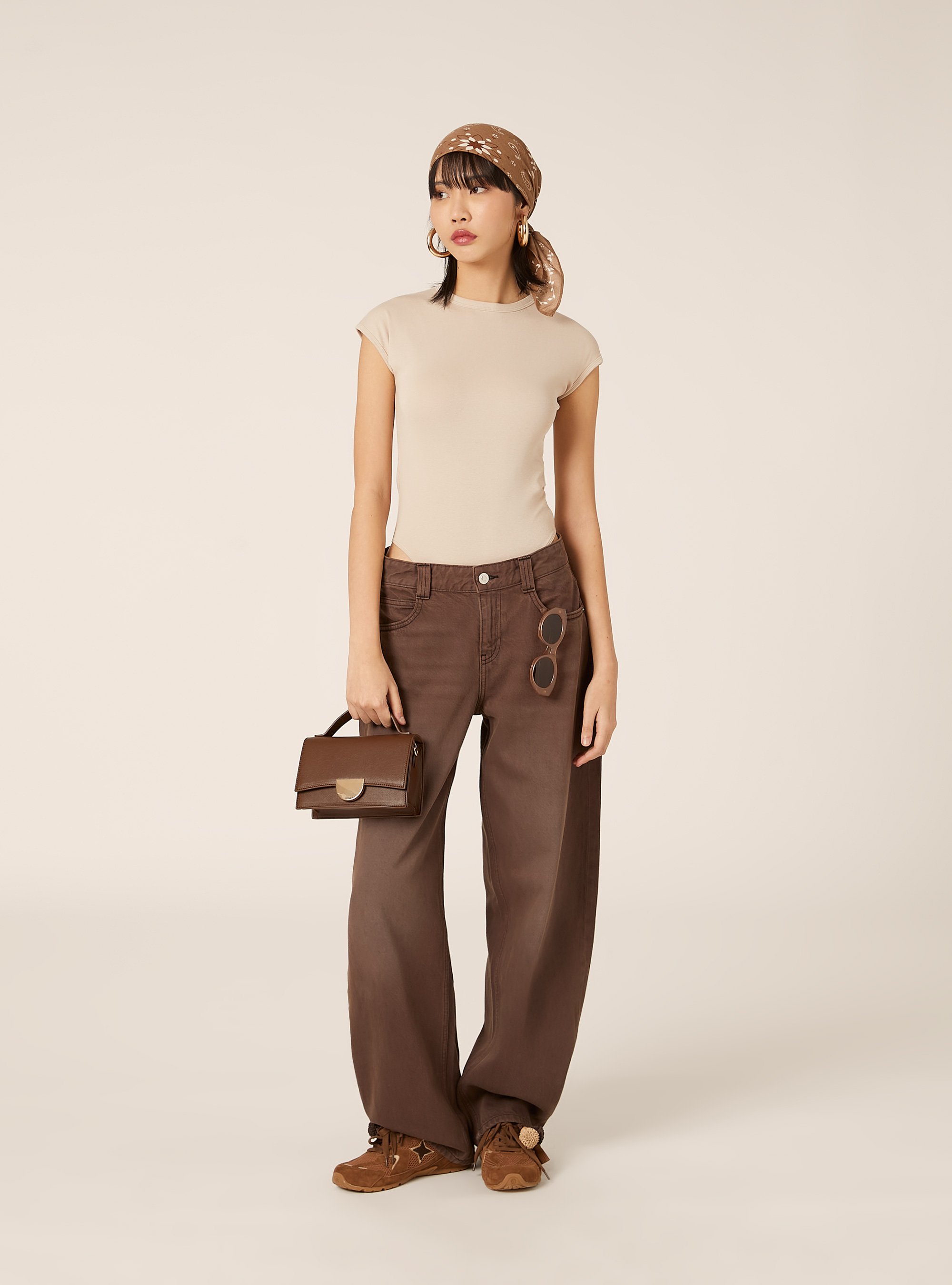 Leather-effect bag with shoulder strap, BR1 BROWN DARK