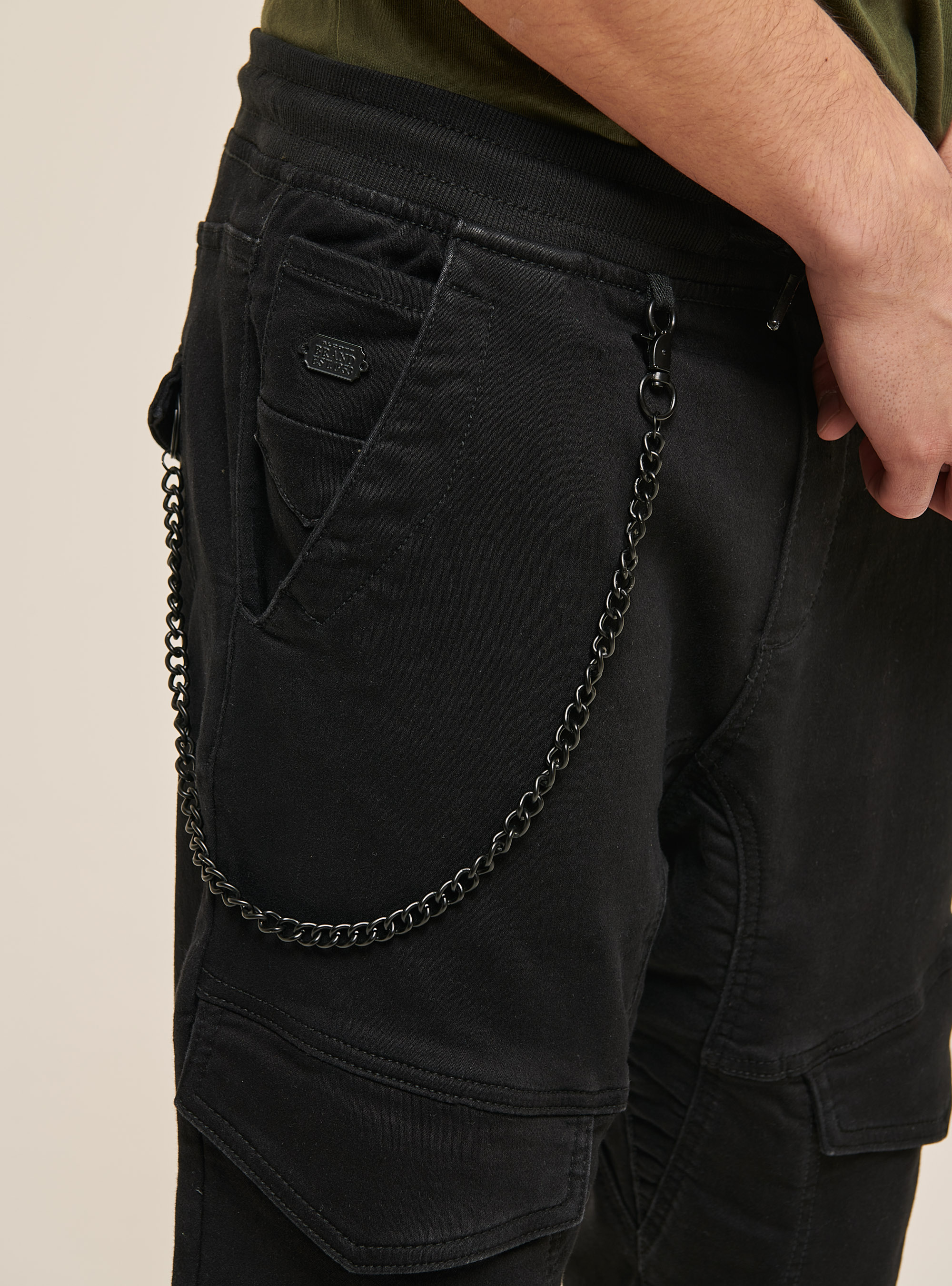 Pantalons jogger en tissu de sweatshirt avec chaine, C101 BLACK