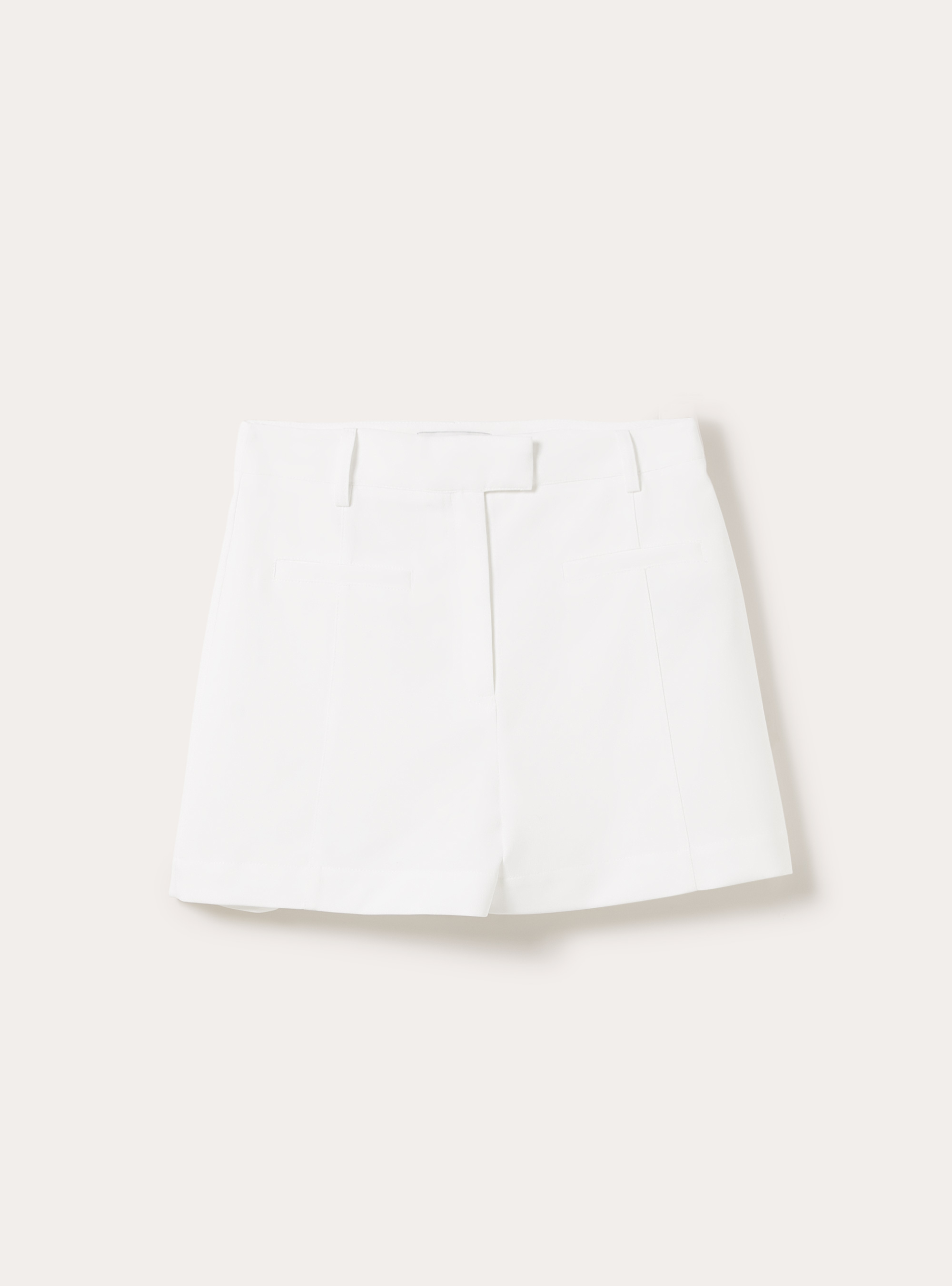 Shorts corto in crepe, WH1 OFF WHITE