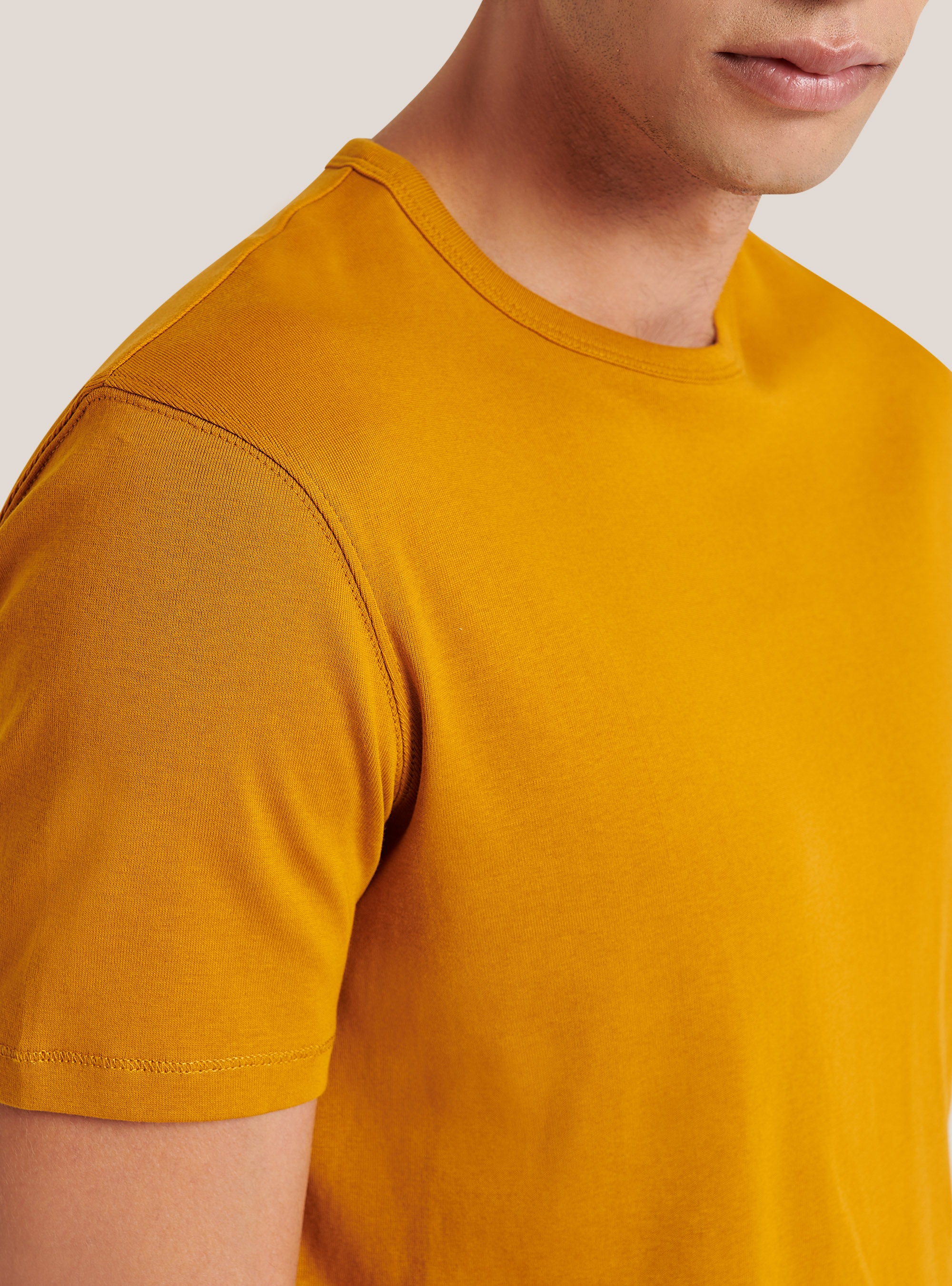 Einfarbiges T-Shirt aus Baumwolle, C7720 SENAPE