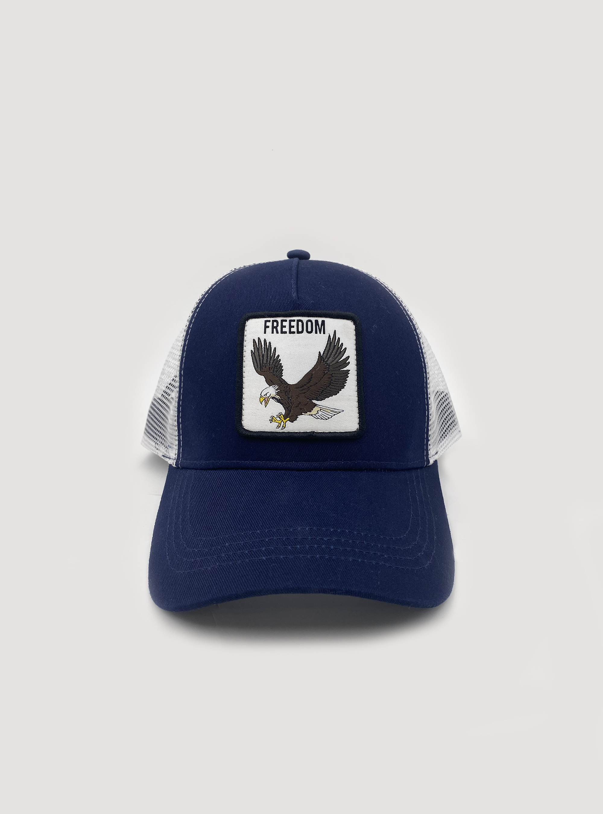 Trucker hat with patch | Alcott | Hats Uomo
