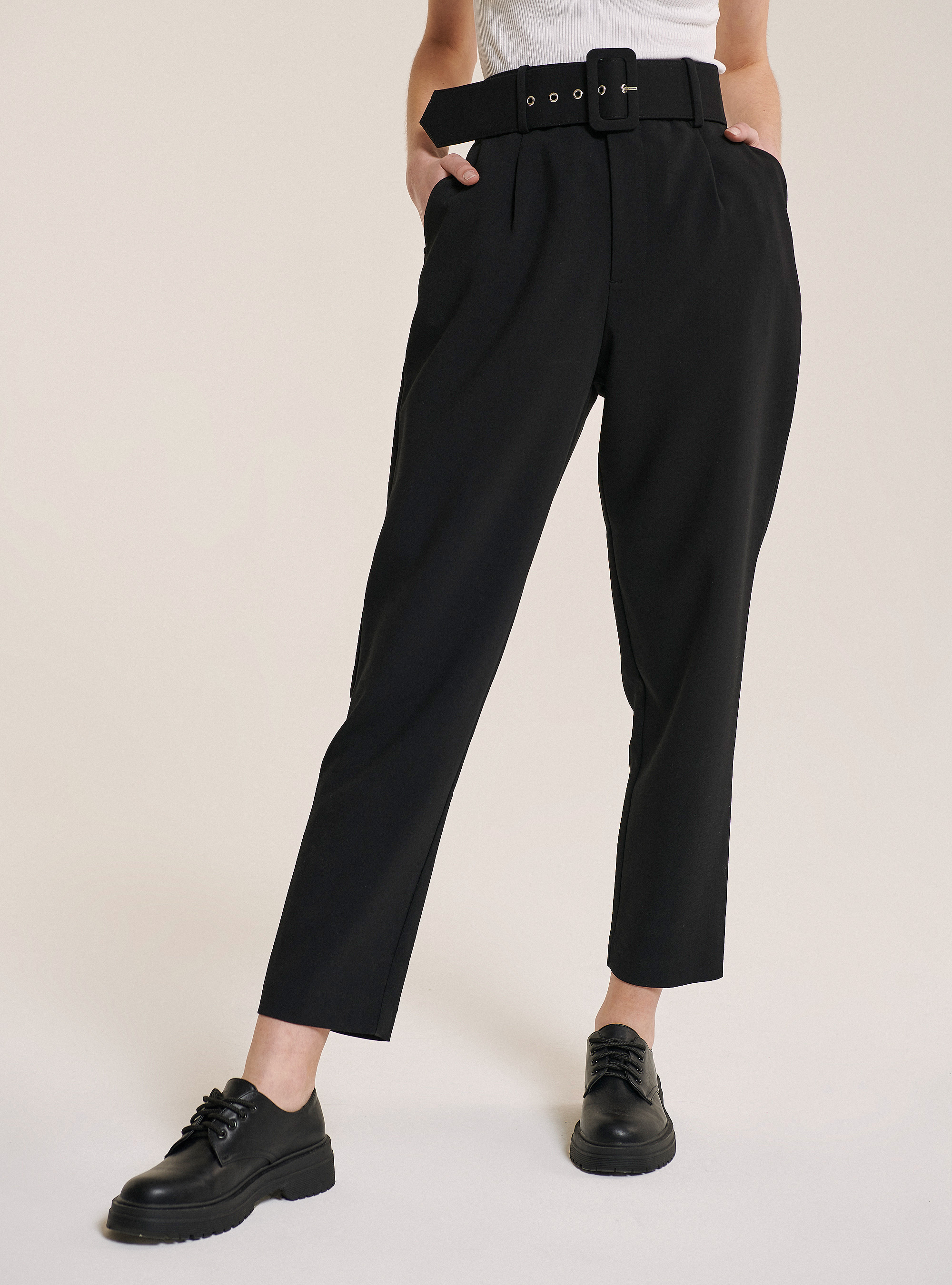 Formal trousers with pinces, BLACK