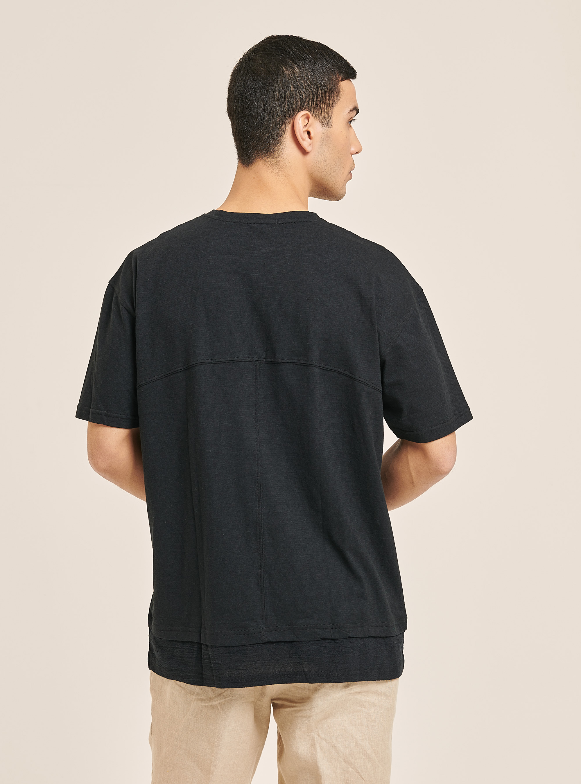 Linen blend T-shirt with serape collar, C101 BLACK