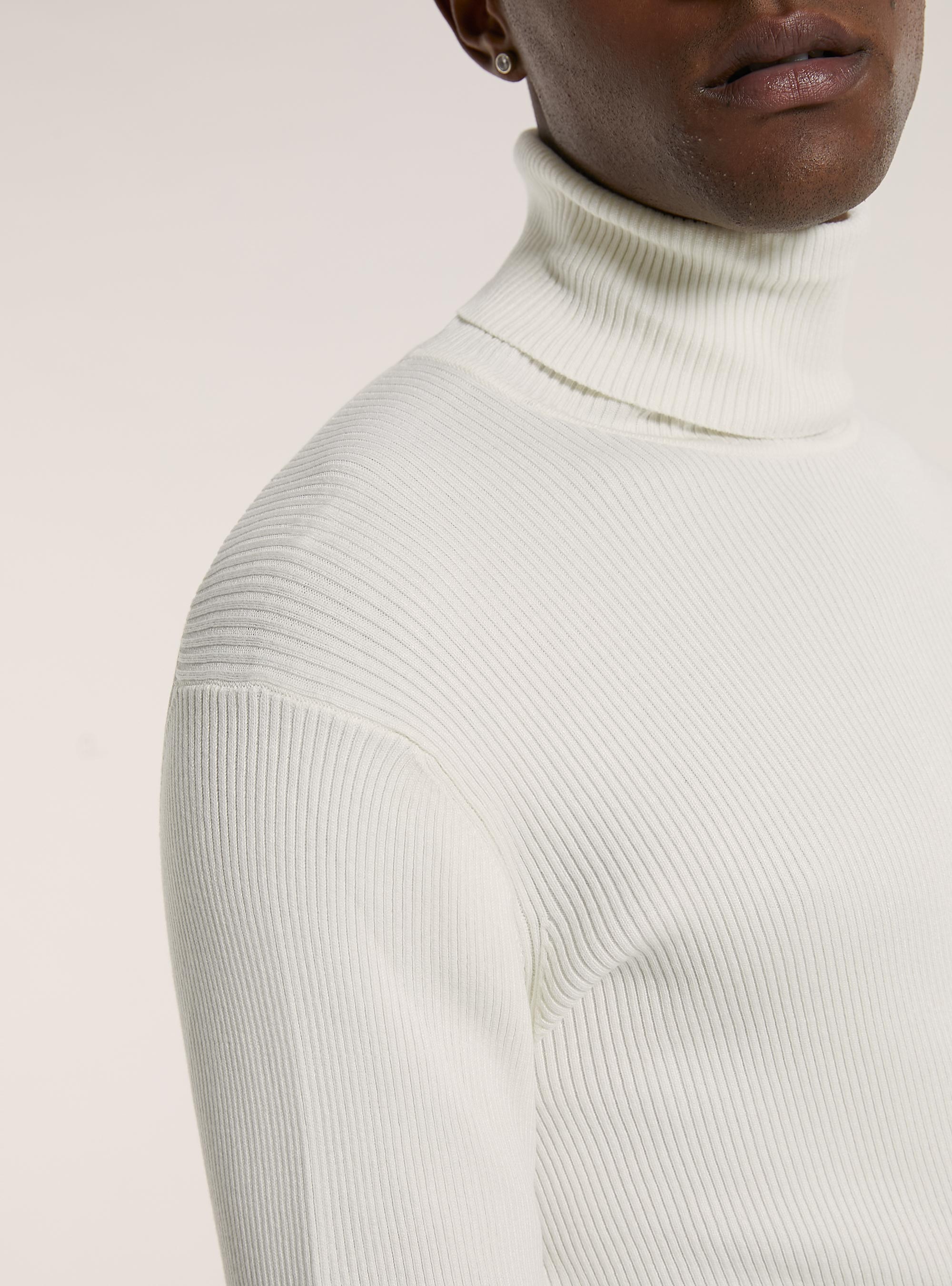 Pullover a collo alto a coste, WH2 WHITE