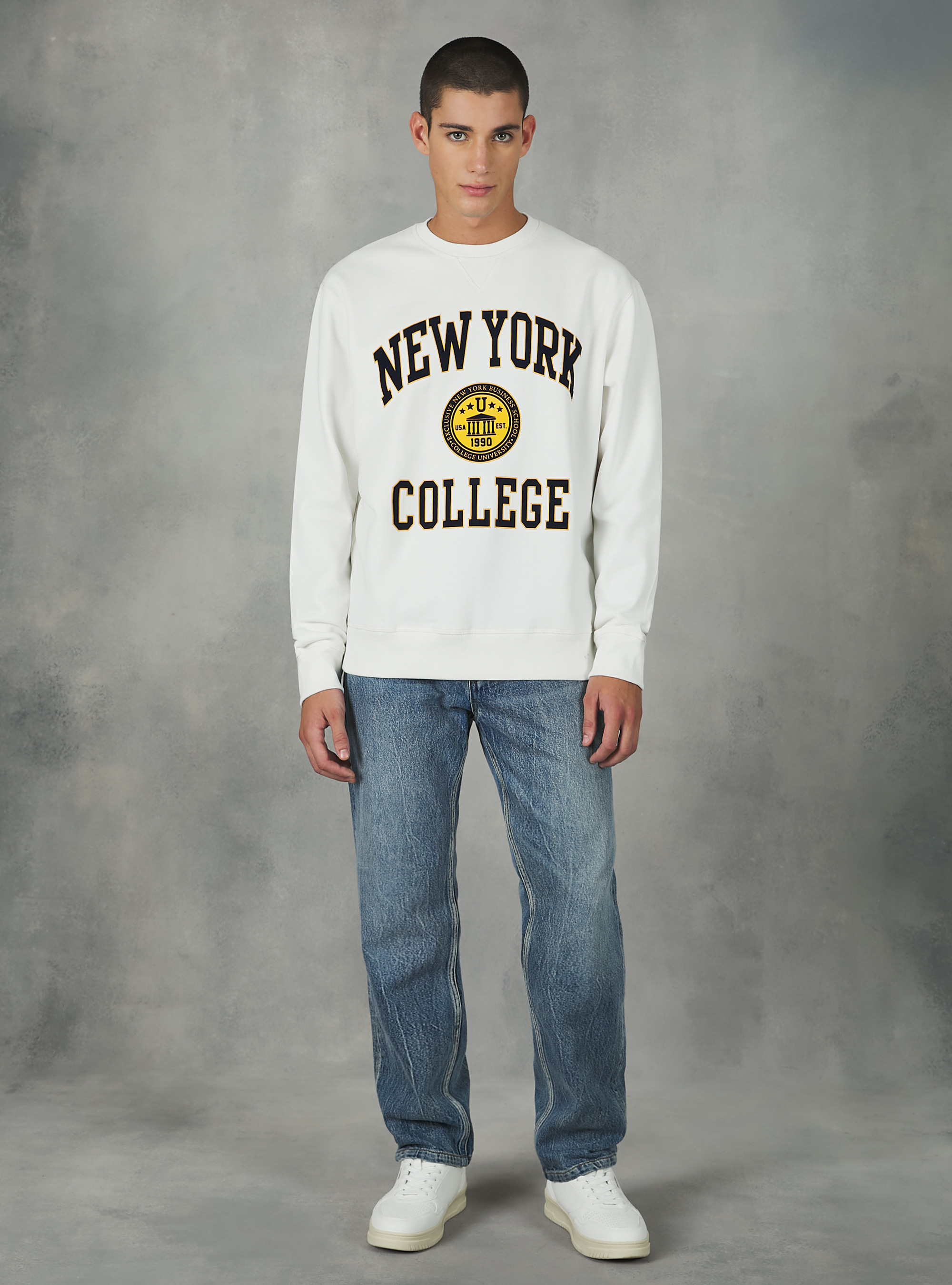 Crew-neck sweatshirt with college print, WH2 WHITE