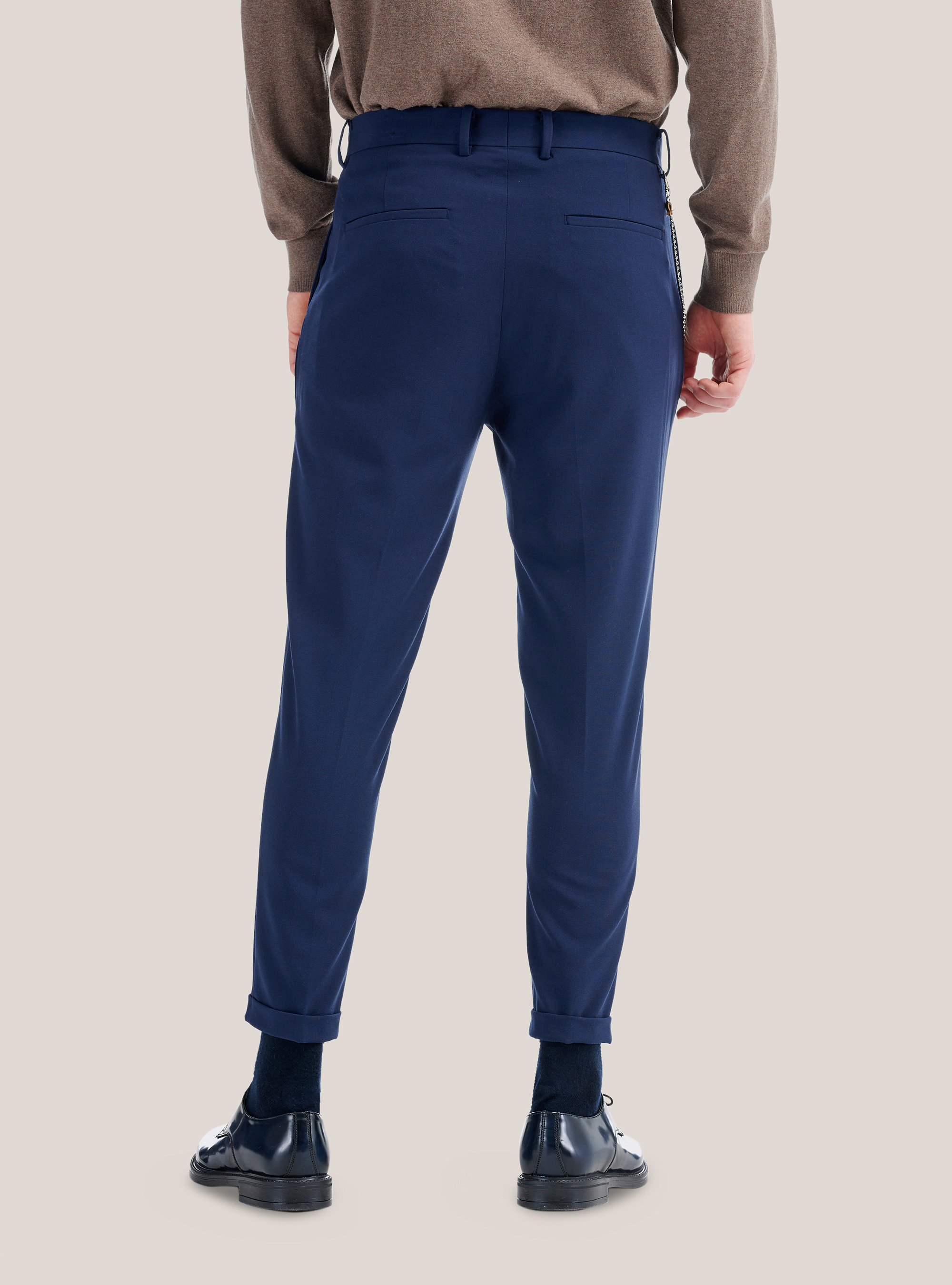 Cropped chinos in morbida tela e orlo con risvolto, BLU MARINO