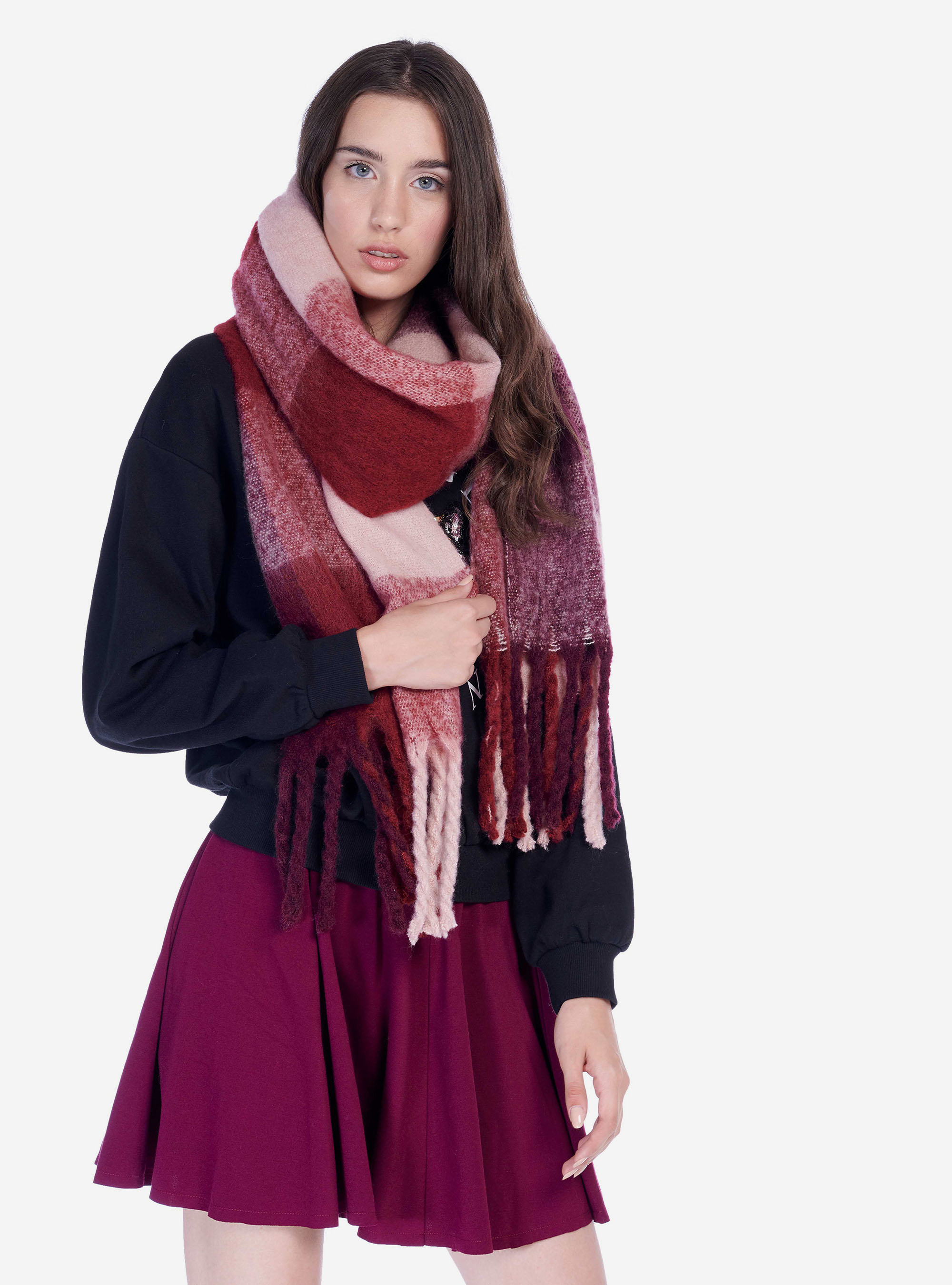 SCARF WITH FRINGE, CHECKS RED