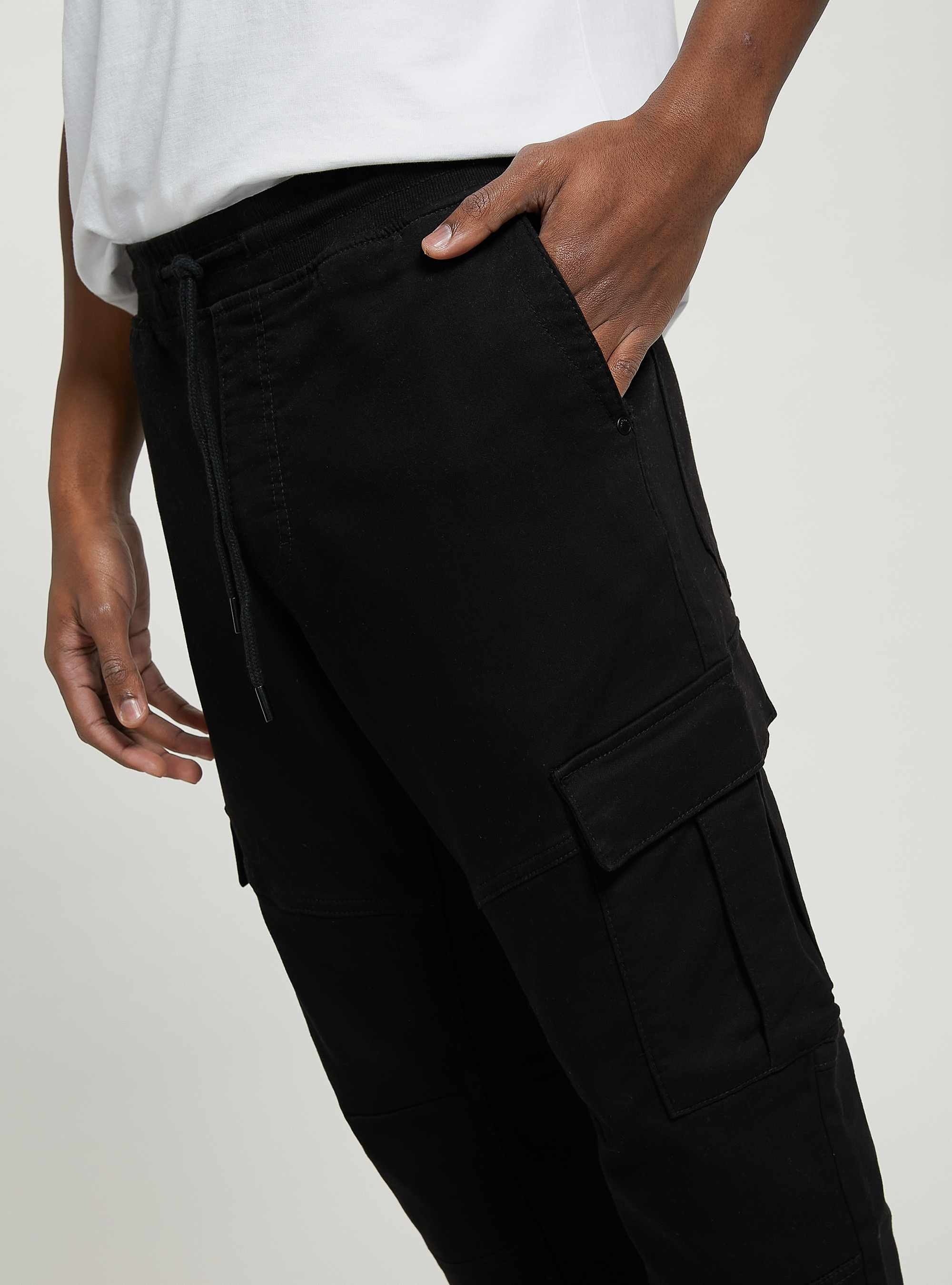 Jogger trousers with large pockets, BK1 BLACK
