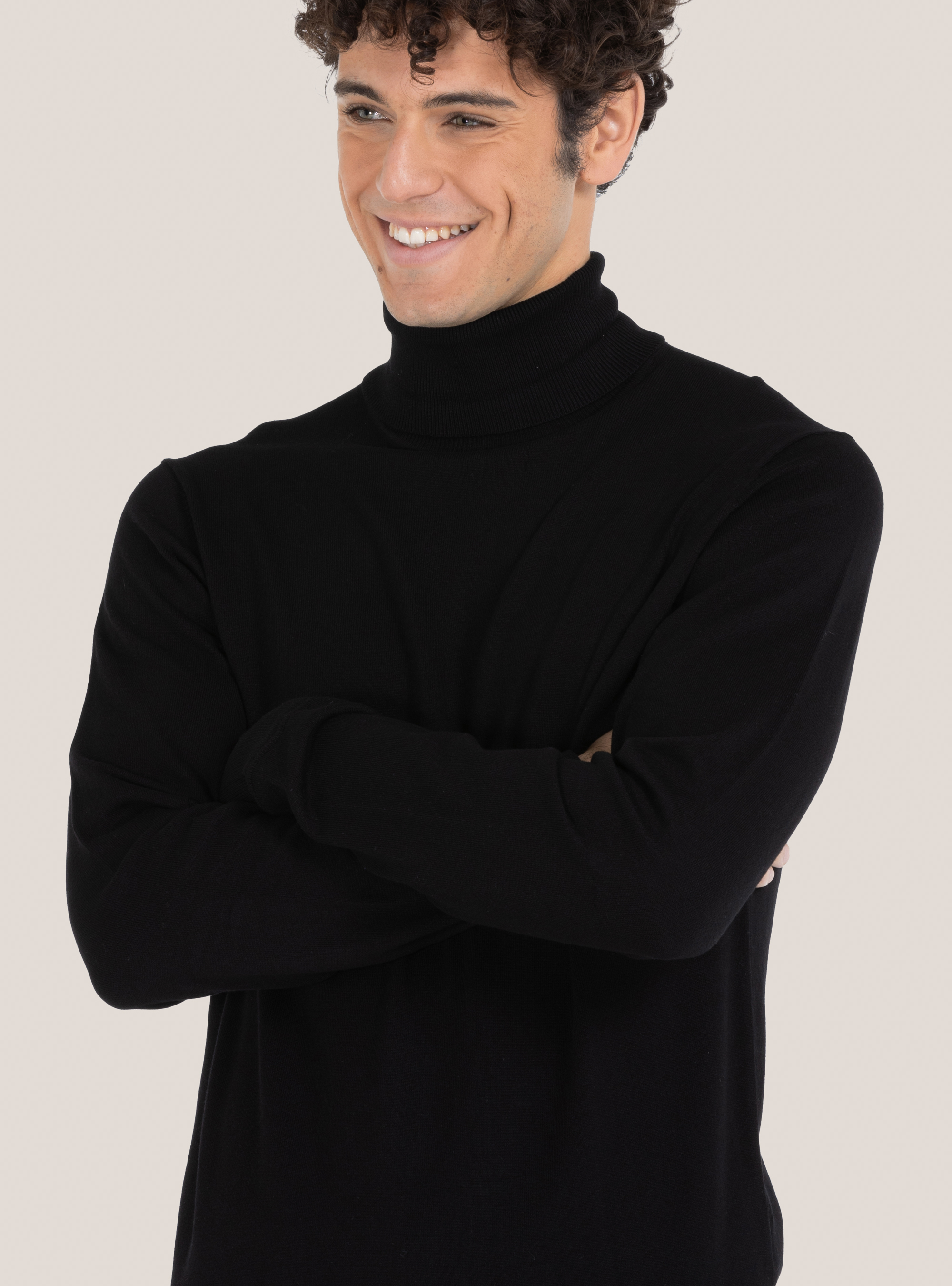 Basic turtleneck pullover, BLACK