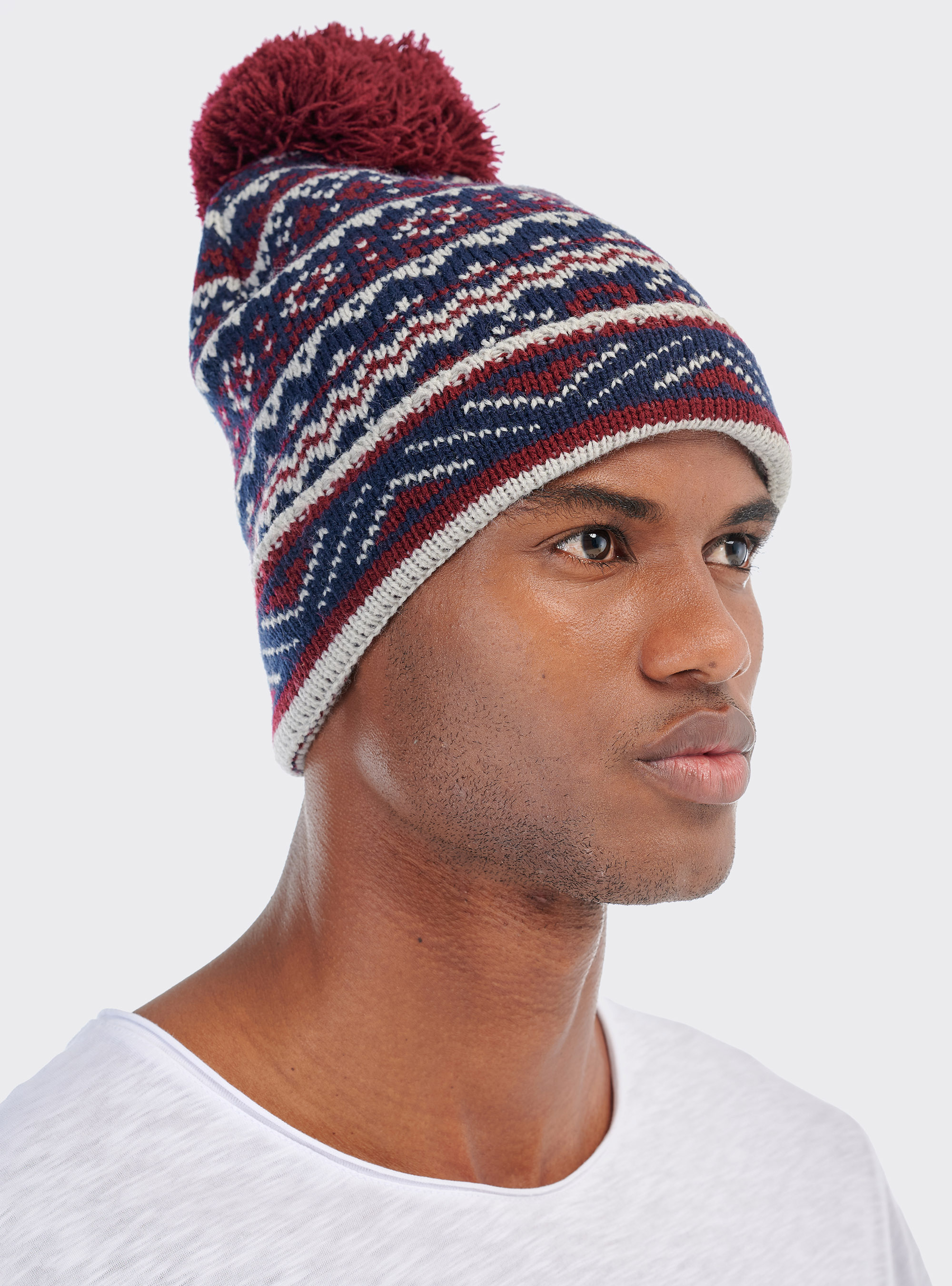 Cappello jacquard con pon pon, BORDEAUX