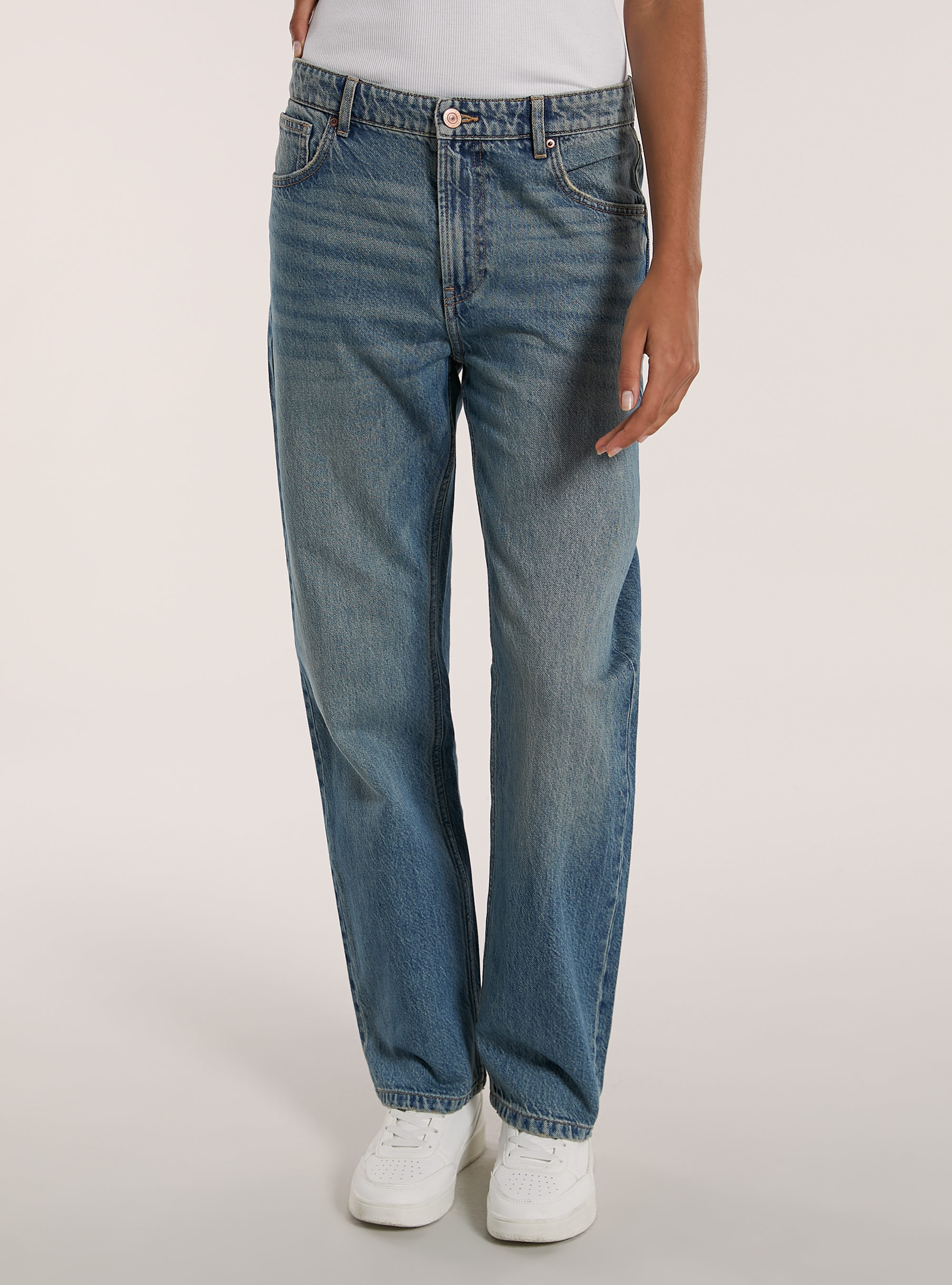 Jeans straight fit, D004 MEDIUM LIGHT BLUE