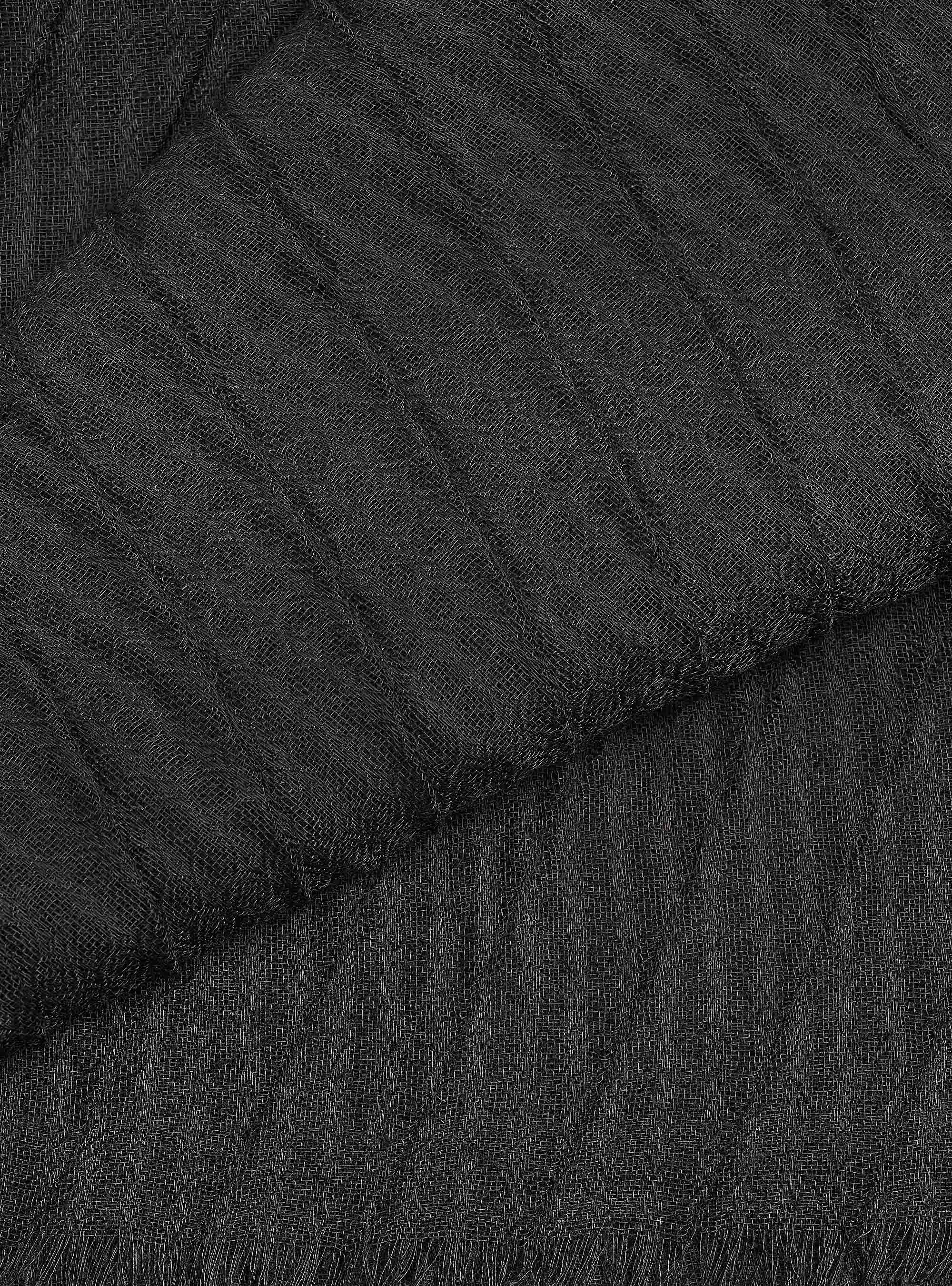 Lightweight scarf with fringes, BLACK