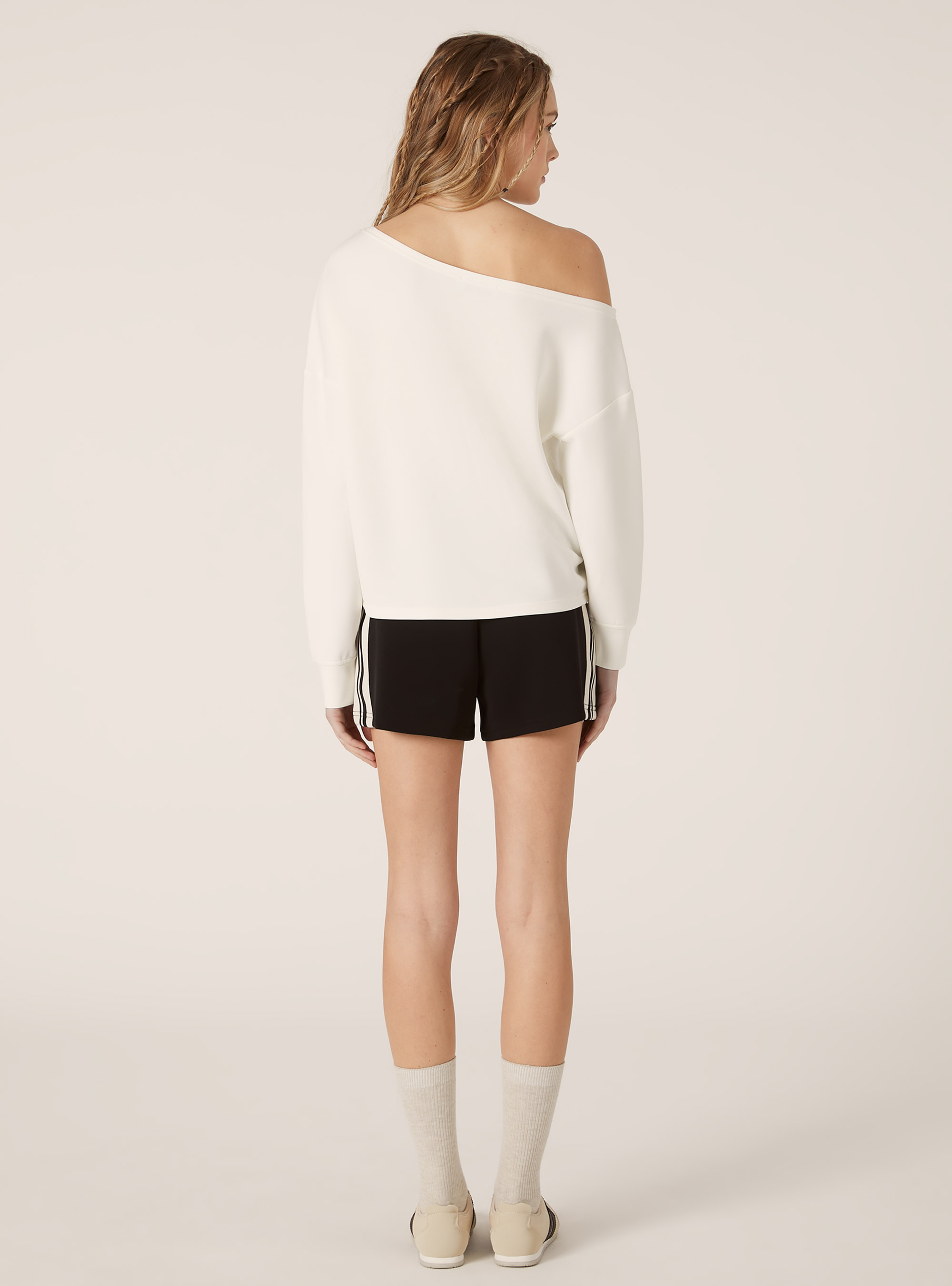 Soft touch asymmetric sweatshirt, WH2 WHITE