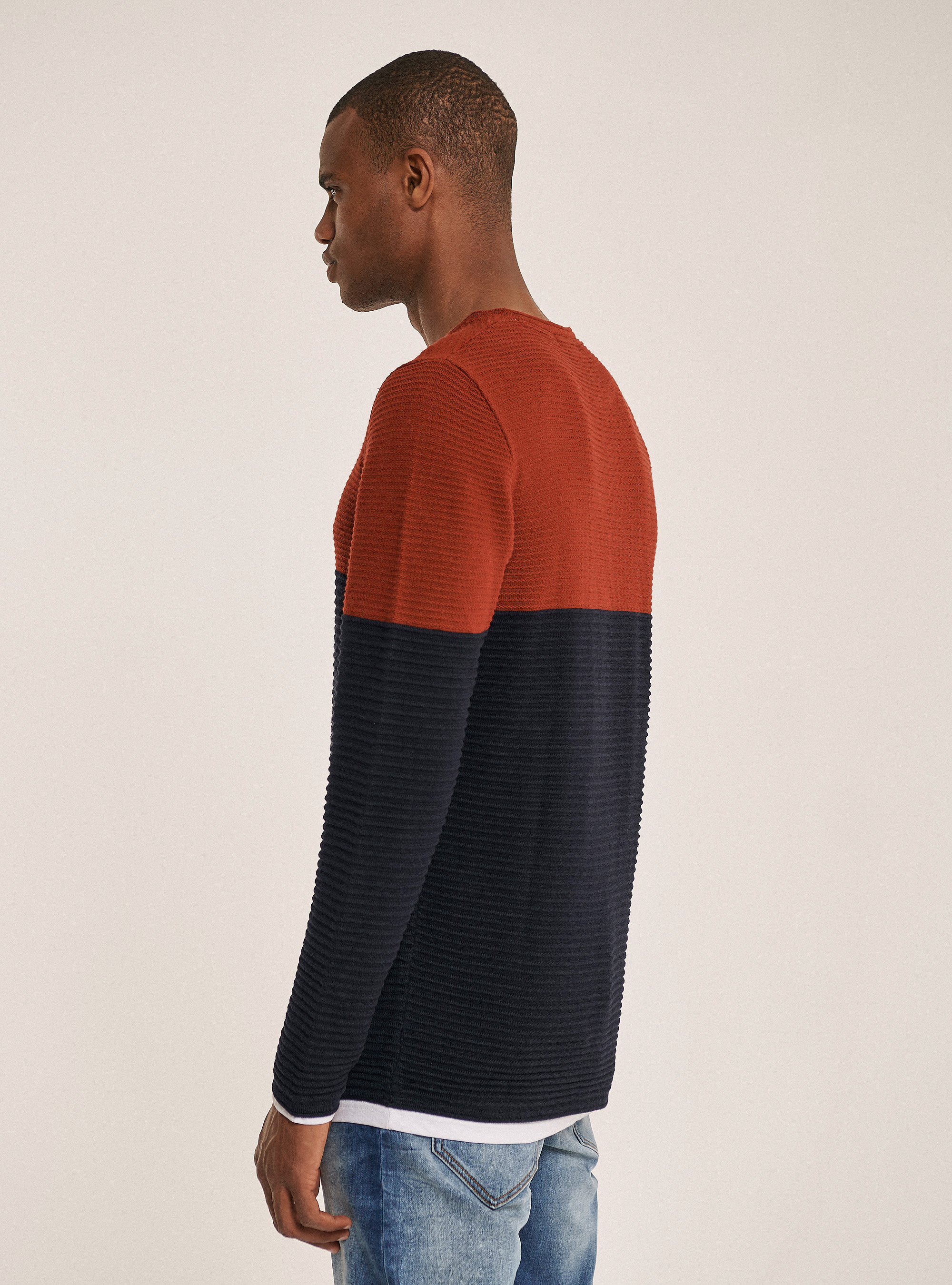 Rolling neck pullover with t-shirt details, DARK ORANGE