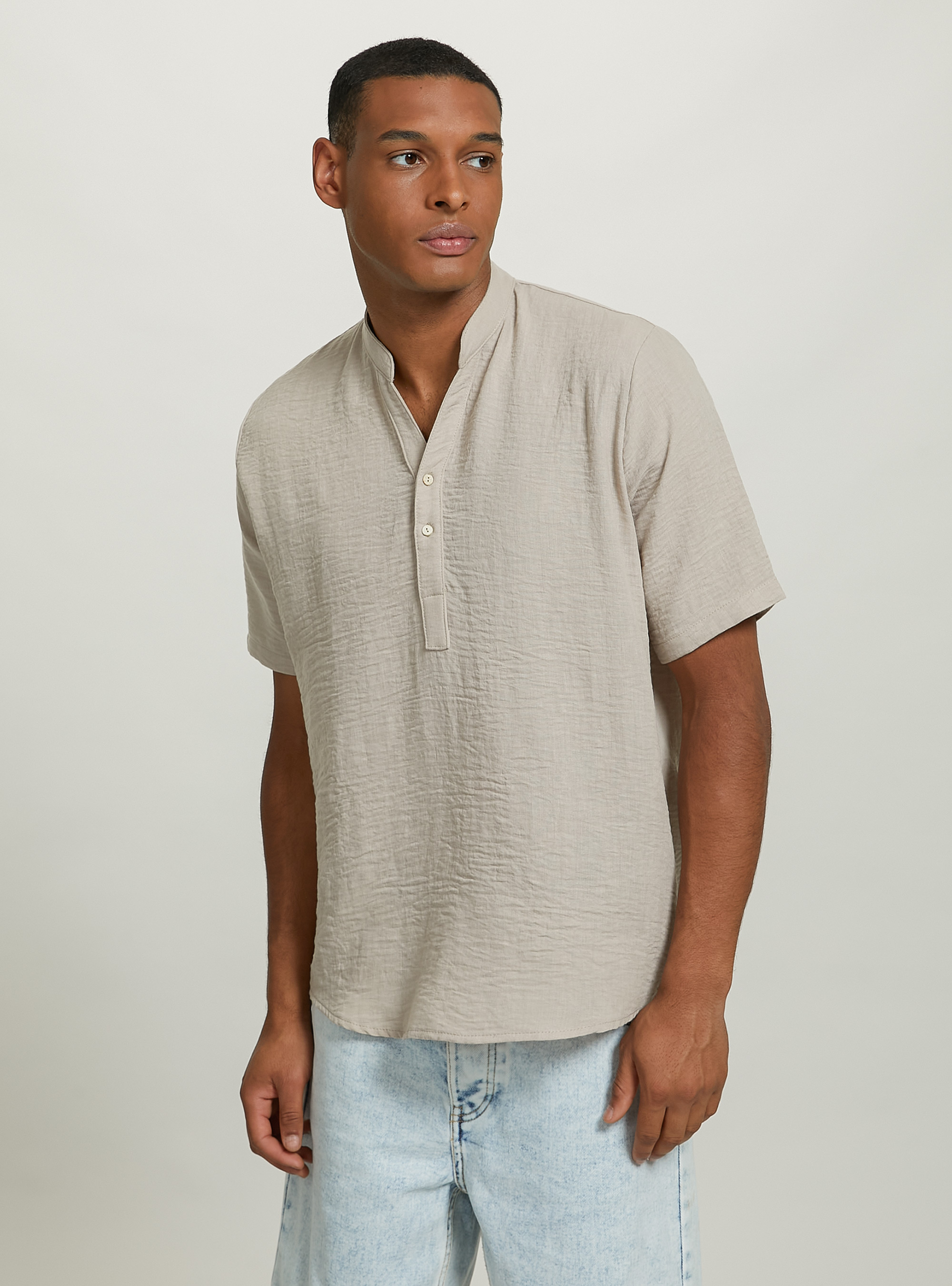 Camicia basica collo coreano mezza placchetta, BG3 BEIGE LIGHT
