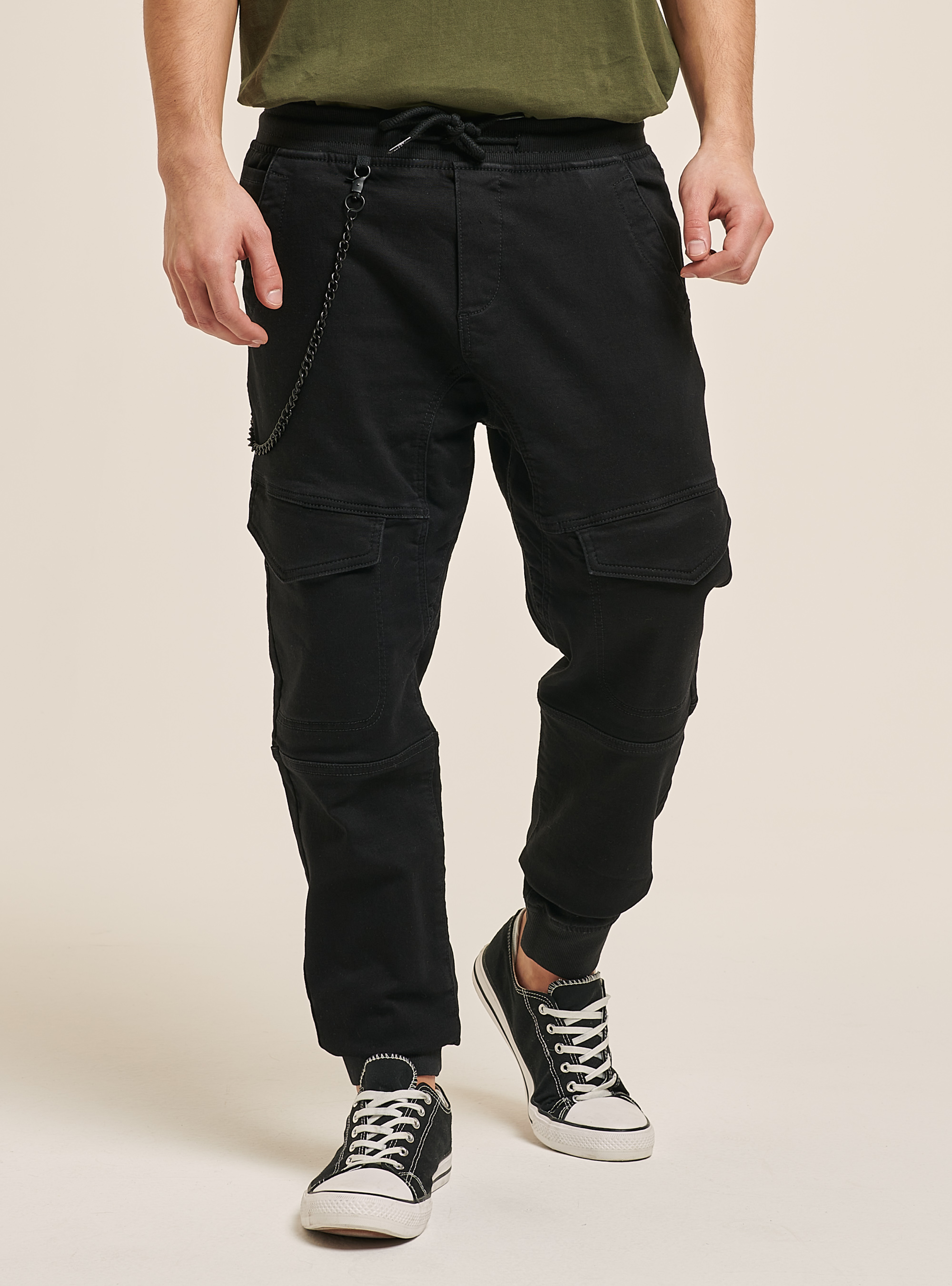Pantalons jogger en tissu de sweatshirt avec chaine, C101 BLACK