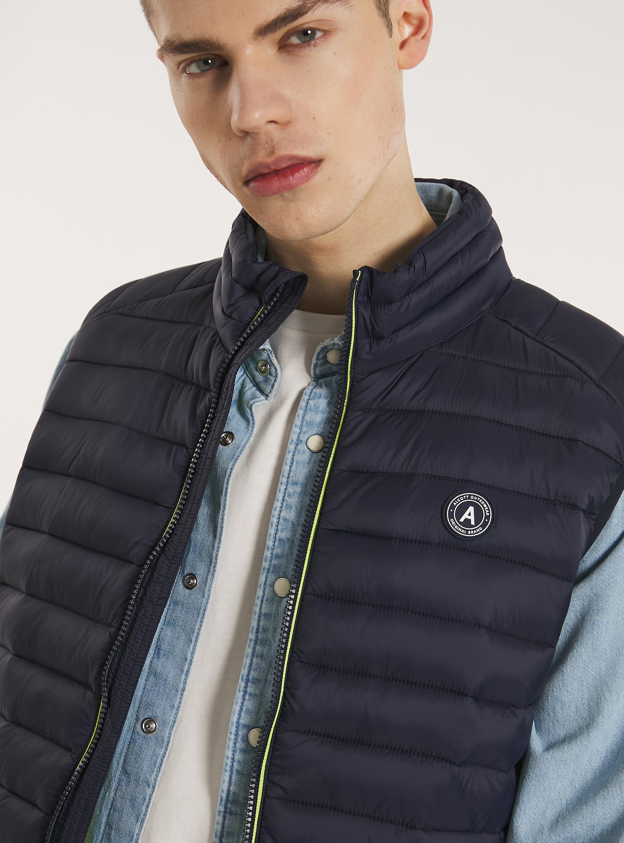 Gepolsterte Hülle mit kontrastierendem Reißverschluss, NA2 NAVY MEDIUM