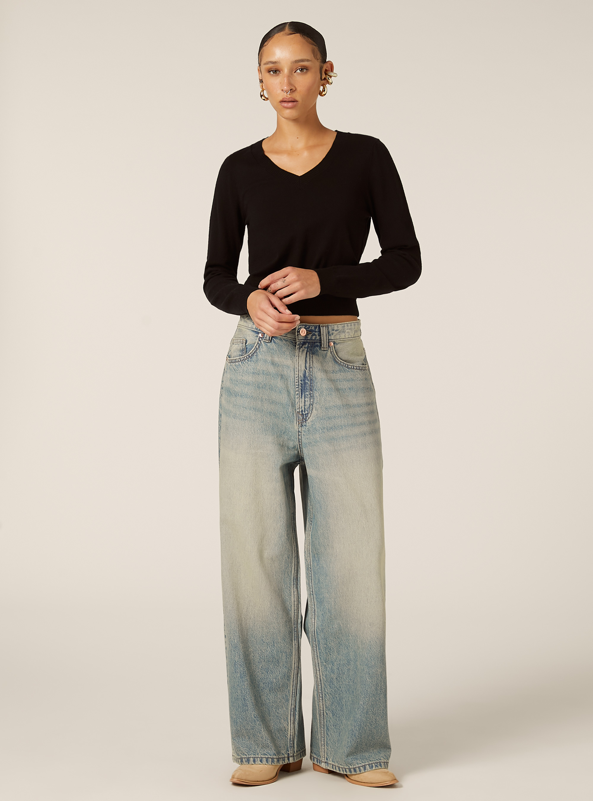 Boxy fit V-neck pullover, BK1 BLACK