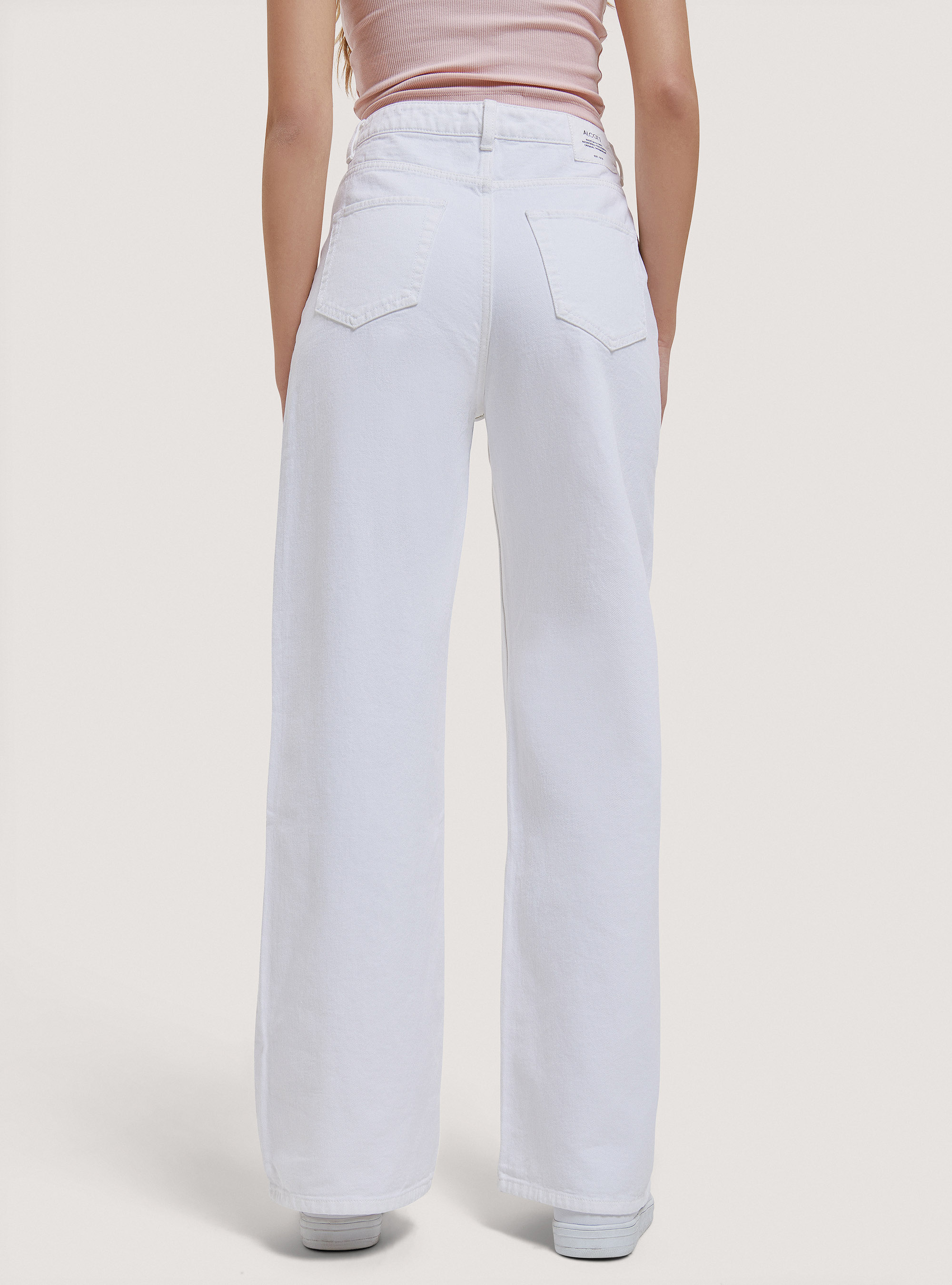 Pantalon en serg&eacute; &agrave; jambes larges, C028 OFF WHITE