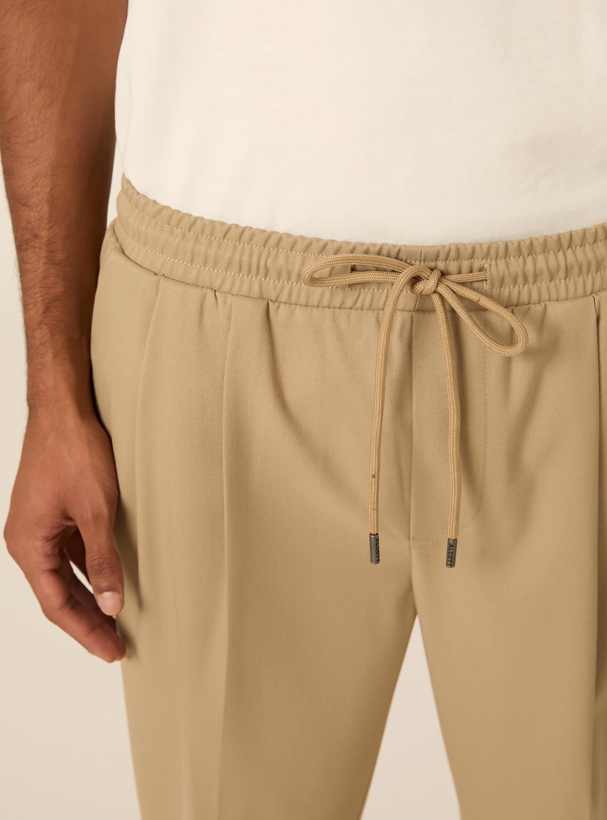 Pantalon jogging en twill avec pinces, BG2 BEIGE MEDIUM