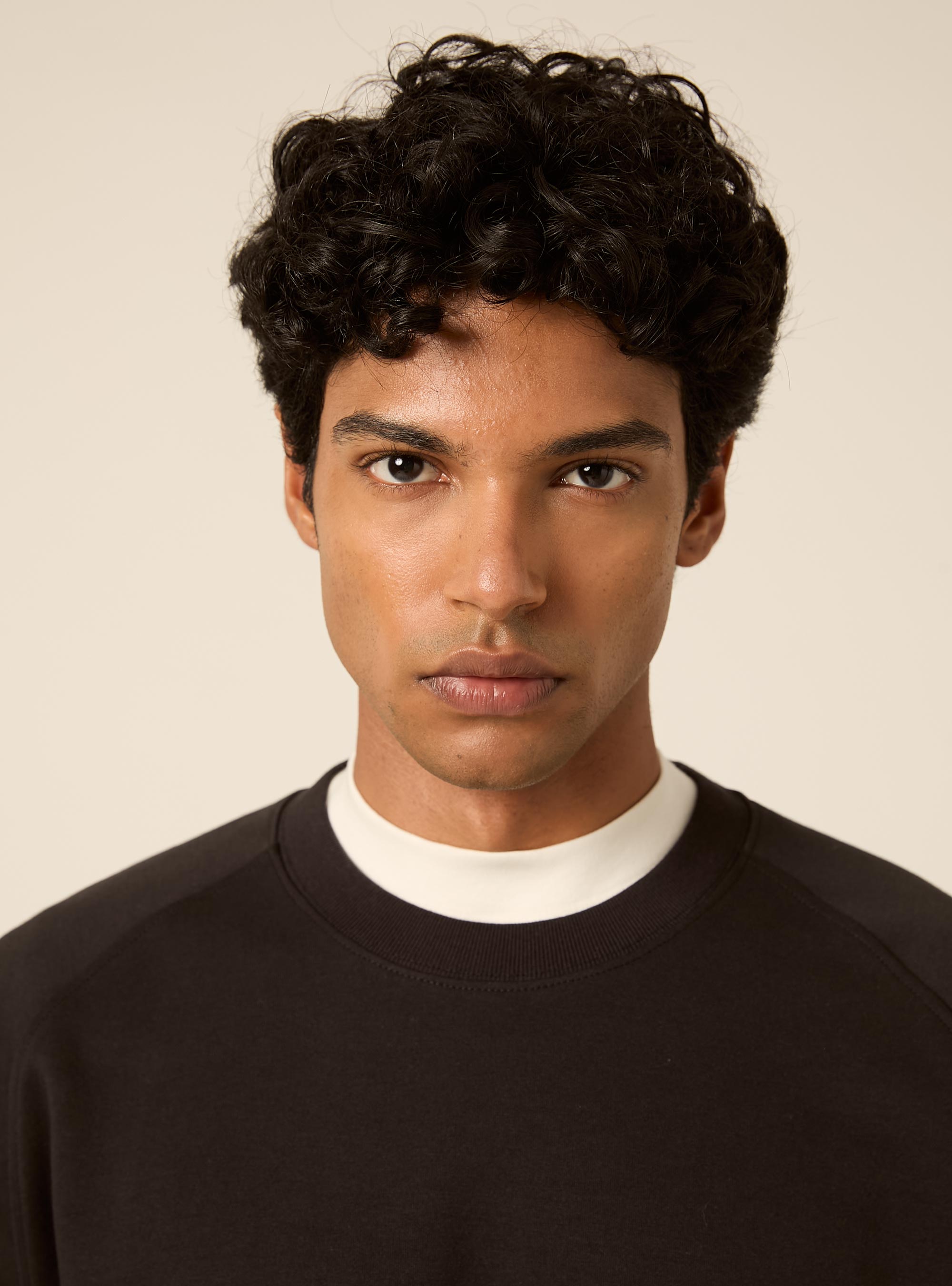 Sweat col rond avec manches raglan en tissu interlock, BK3 BLACK CHARCOAL