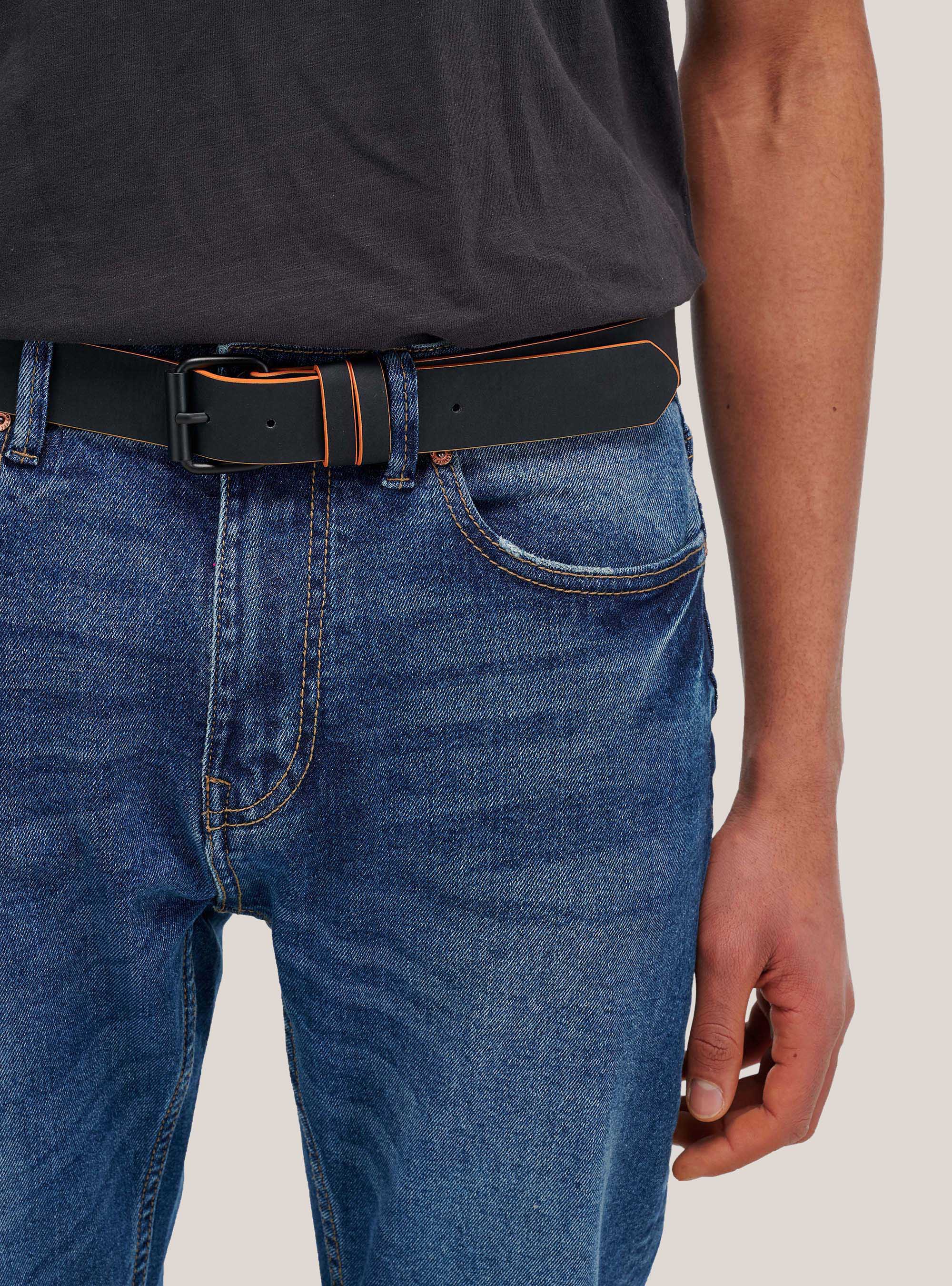 Cintura in ecopelle con dettagli a contrasto, NERO