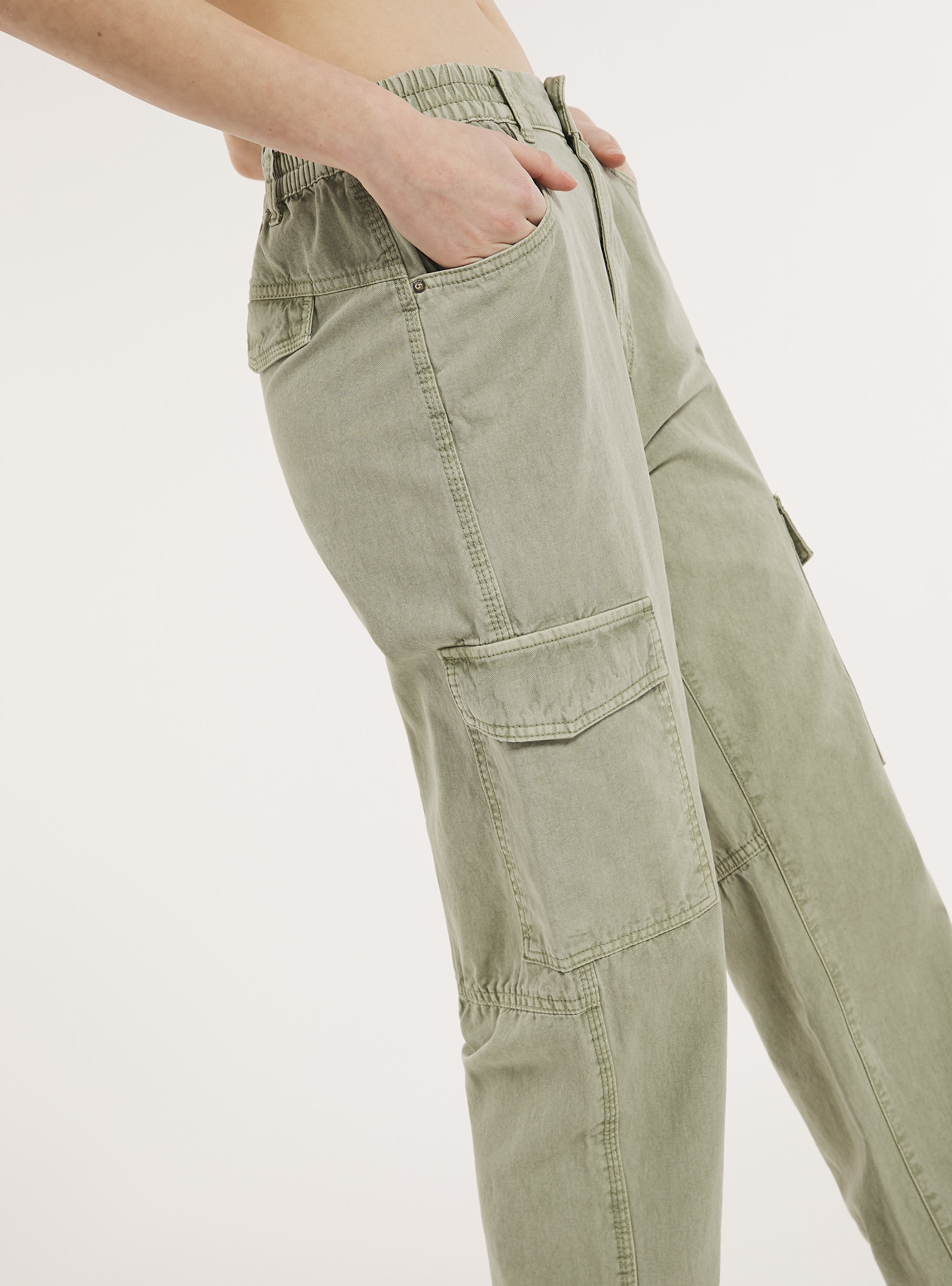 Cargo jogger trousers, KY2 KAKY MEDIUM